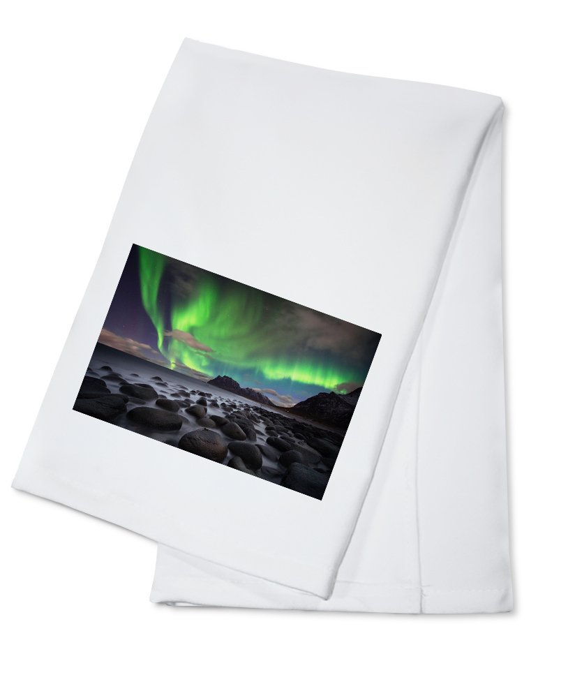 100% Cotton Tea Towel - Rocky Coast and Northern Lights Design | Decorative Hand Towel for Kitchen, Bathroom & Home Decor | Perfect for Dish Drying, Gift Giving and Farmhouse Style Decor