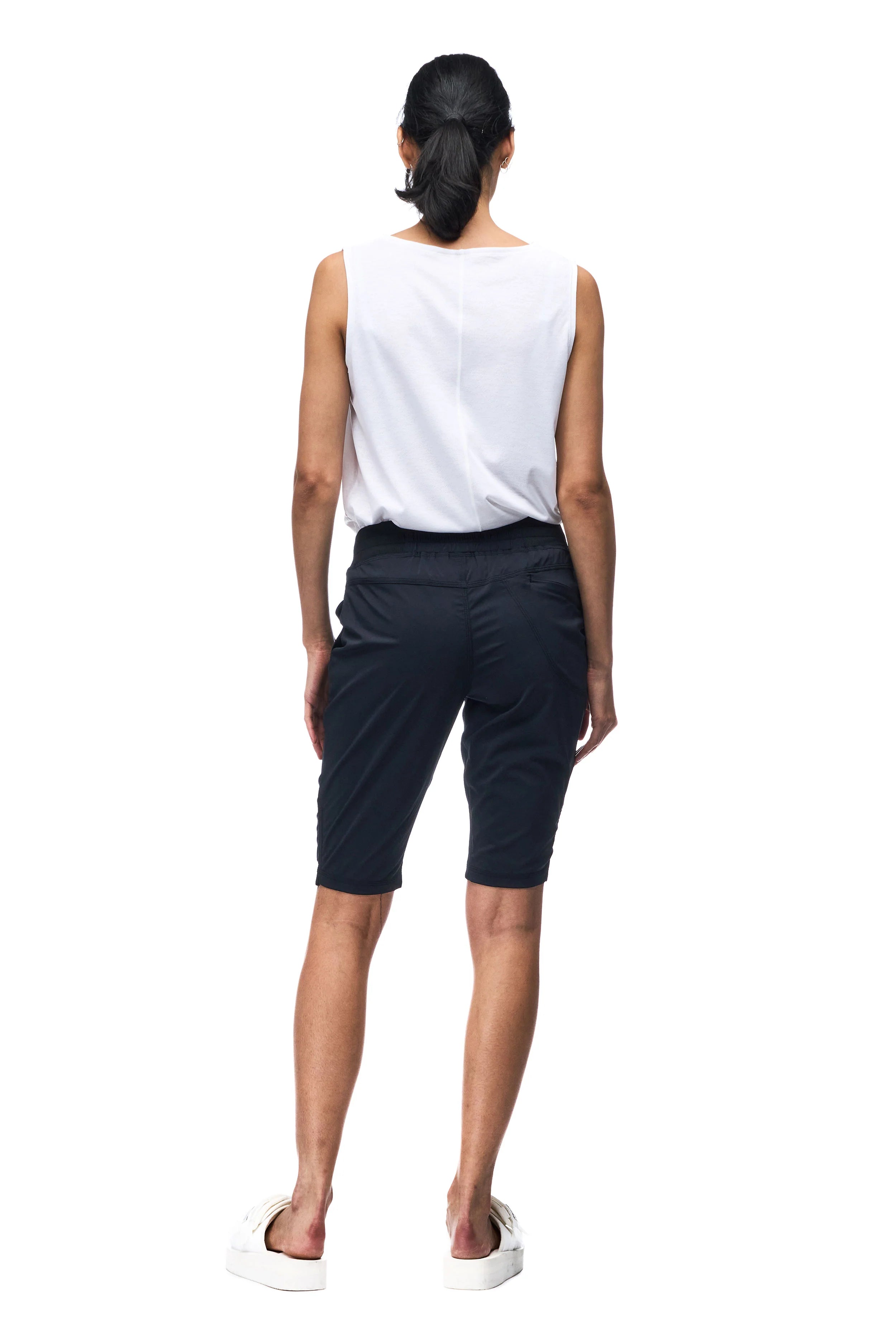 Indyeva Viajar II Women's Shorts - Comfortable & Stylish Activewear for Yoga, Running, and Travel