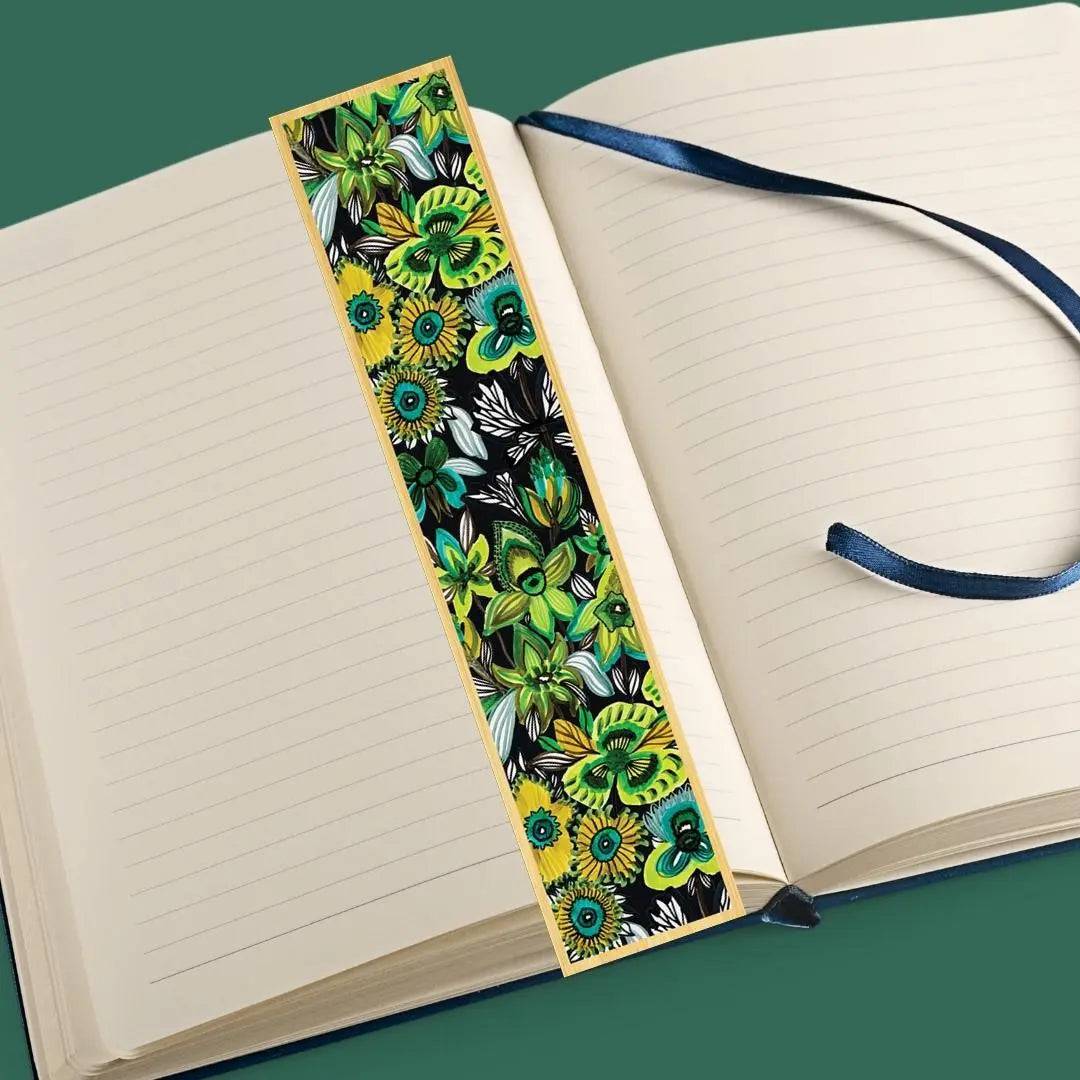 Handmade Australian Rainforest Flowers Wooden Bookmark - Perfect for Book Lovers & Nature Enthusiasts - Ideal Gift for Readers, Students & Bibliophiles