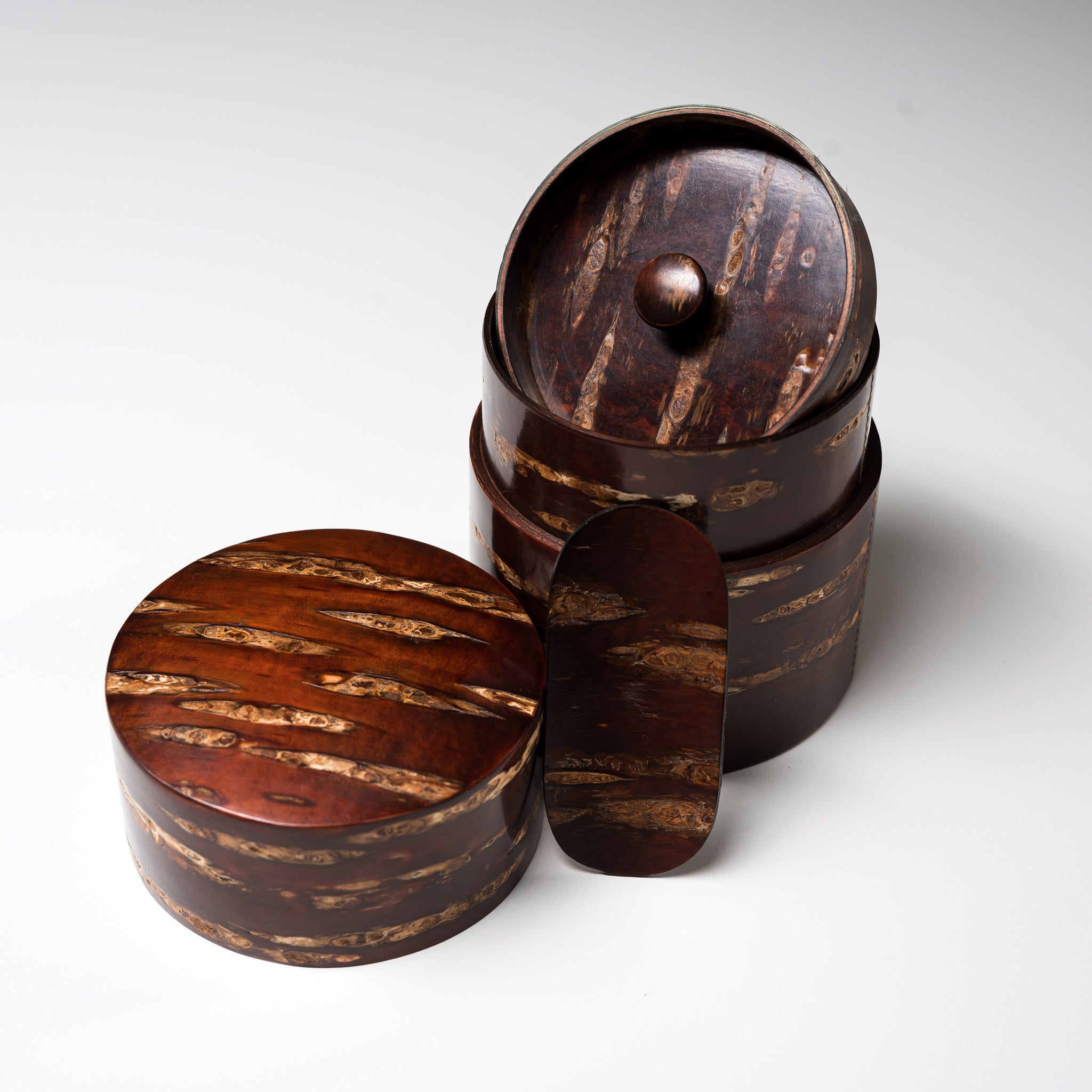 Premium Tomioka Cherry Bark Tea Caddy Set - Sokawa Small Size - Handcrafted Japanese Birch Wood Tea Storage Box - Perfect for Matcha, Loose Leaf Tea & Coffee Storage - Home, Office & Tea Ceremony Use