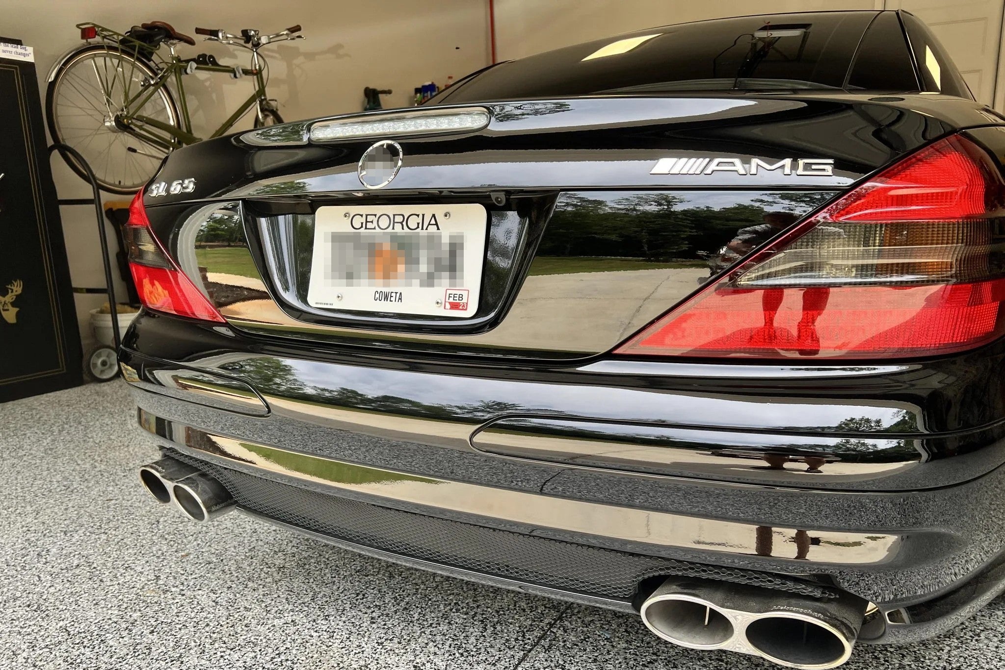 Euro Clear Lens Full LED Trunk Lid 3rd Brake Light for 2003-2012 Mercedes R230 SL Class - Upgrade Your Car's Safety & Style for Night Driving