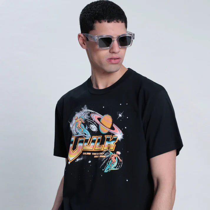 Vulk Aliens Graphic T-Shirt for Men & Women - Cool Alien Print Tee - Casual Streetwear for Everyday Wear, Parties & Gifts