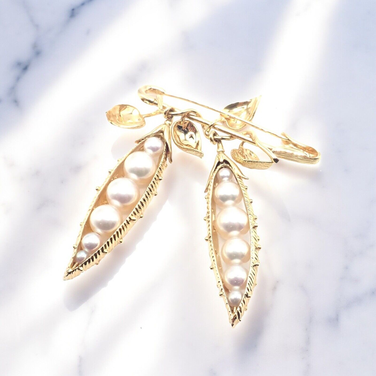 Authentic Tiffany & Co Schlumberger Peapod 18k Yellow Gold Pearl Pin Brooch - Luxury Pearl Jewelry for Women, Elegant Gift for Brides, Anniversaries & Special Occasions