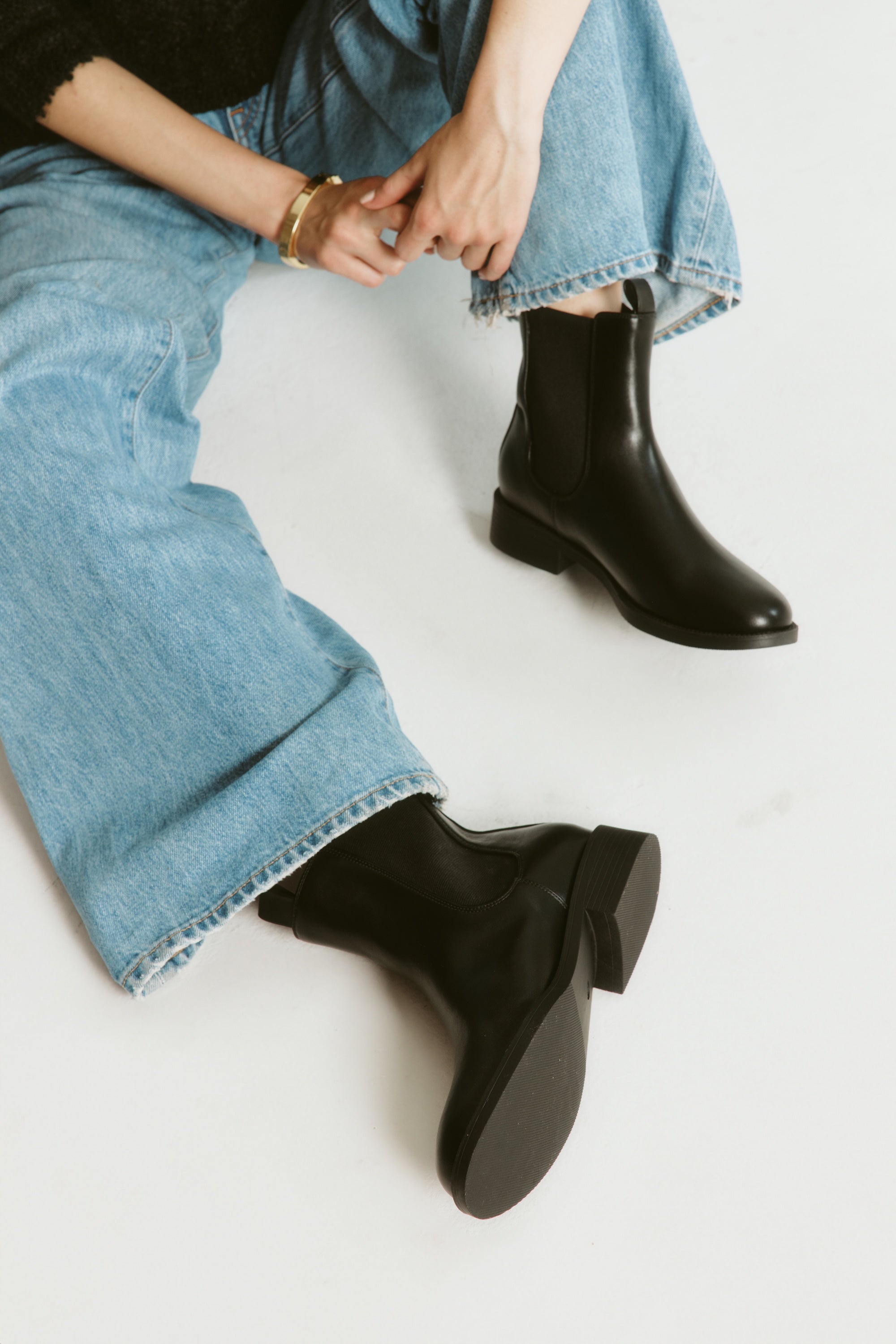Grayson Chelsea Ankle Boots for Women - Stylish Black Leather Mid Calf Boots with Elastic Side Gussets | Comfortable Slip On Shoes for Casual Outfits, Work & Fall Fashion