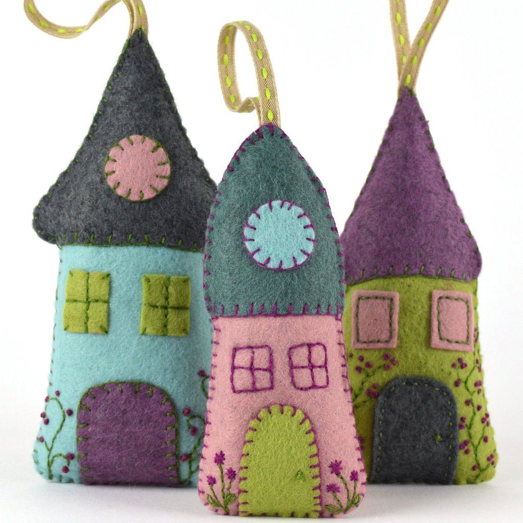DIY Hand Stitched Felt Craft Kit - Lavender Scented Miniature Houses for Home Decor & Gifts | Perfect for Relaxation, Craft Parties & Holiday Decorations