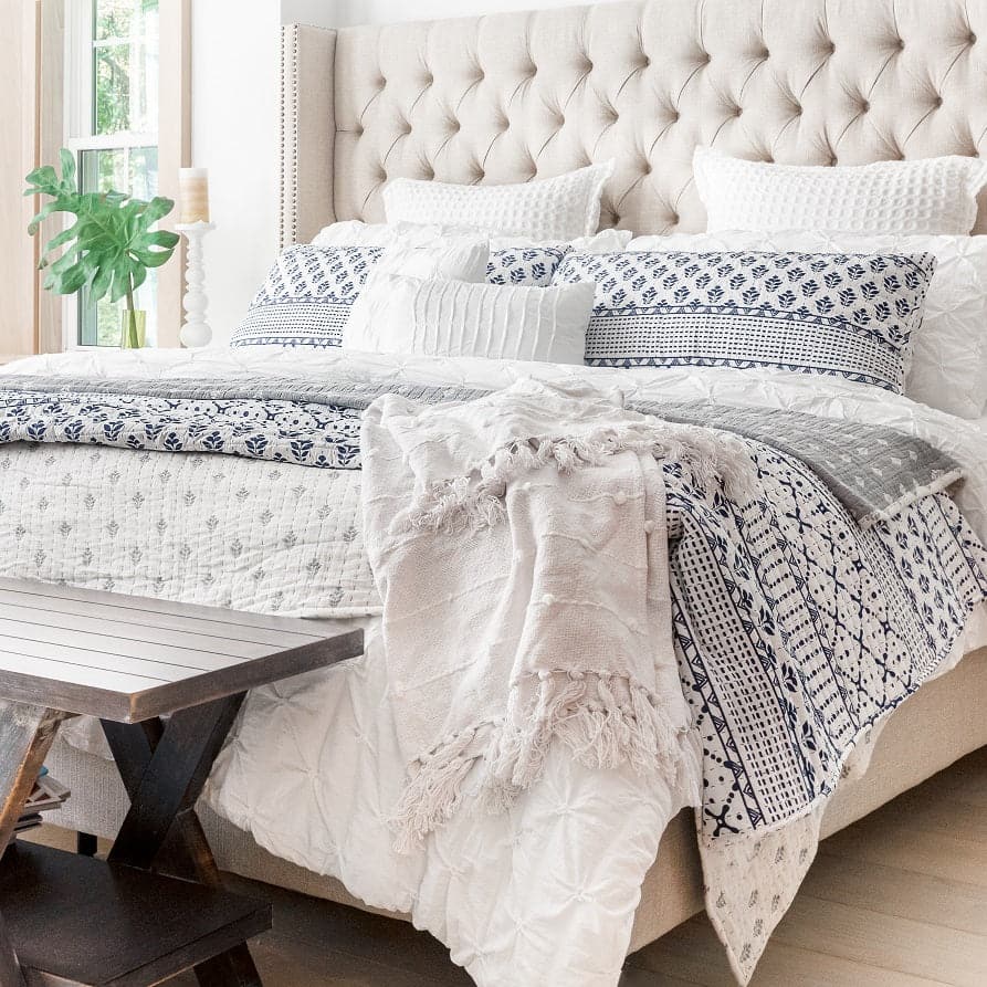 Hygge Kantha Hand-Stitched Yarn-Dyed Cotton Jacquard Quilt Coverlet Set - Cozy Bedding for Boho Chic & Farmhouse Style Bedrooms