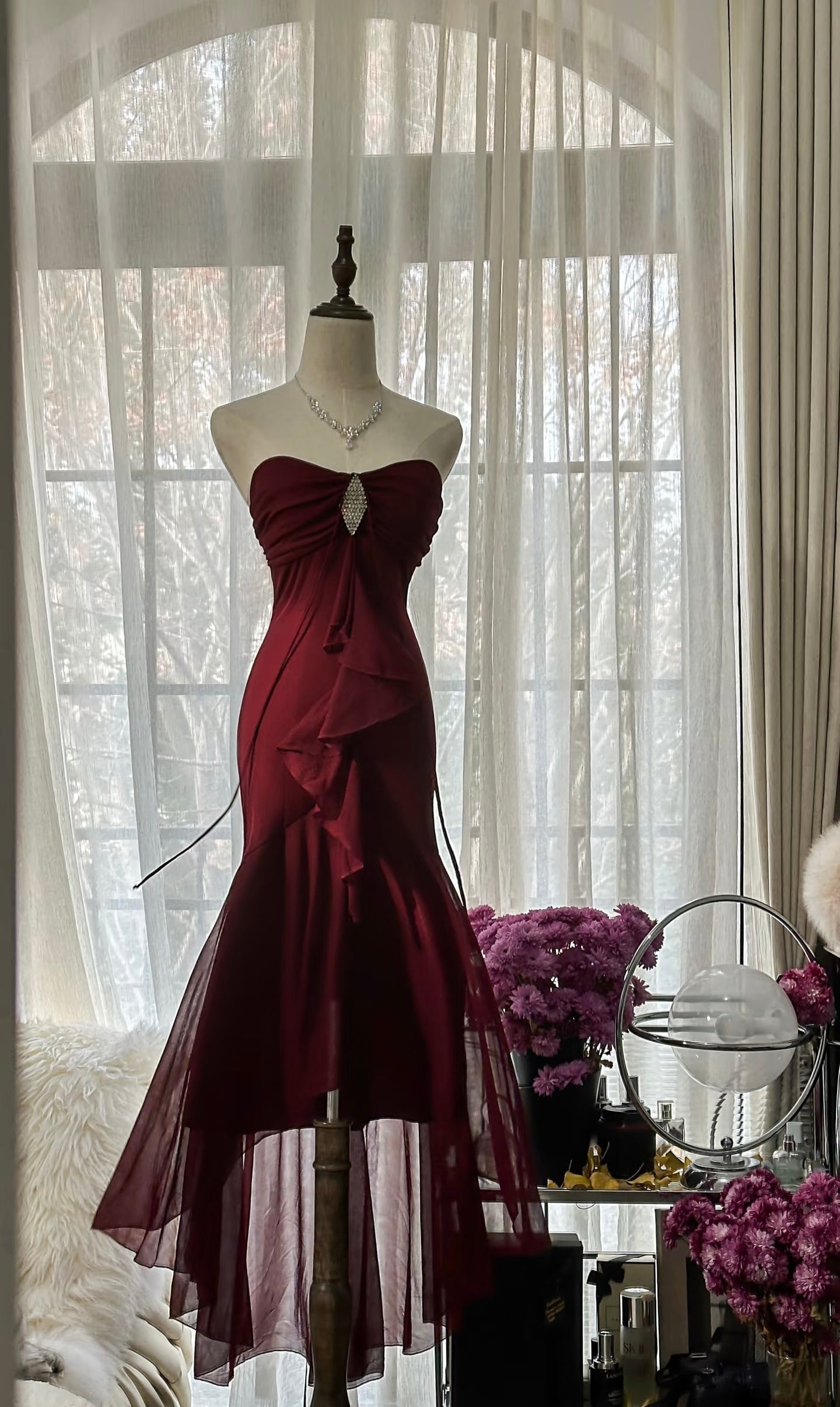Elegant Burgundy Mermaid Chiffon Prom Dress for Women - Formal Evening Gown with Flowing Train (Style J6112) | Perfect for Homecoming, Prom Night, Wedding Guest & Special Occasions