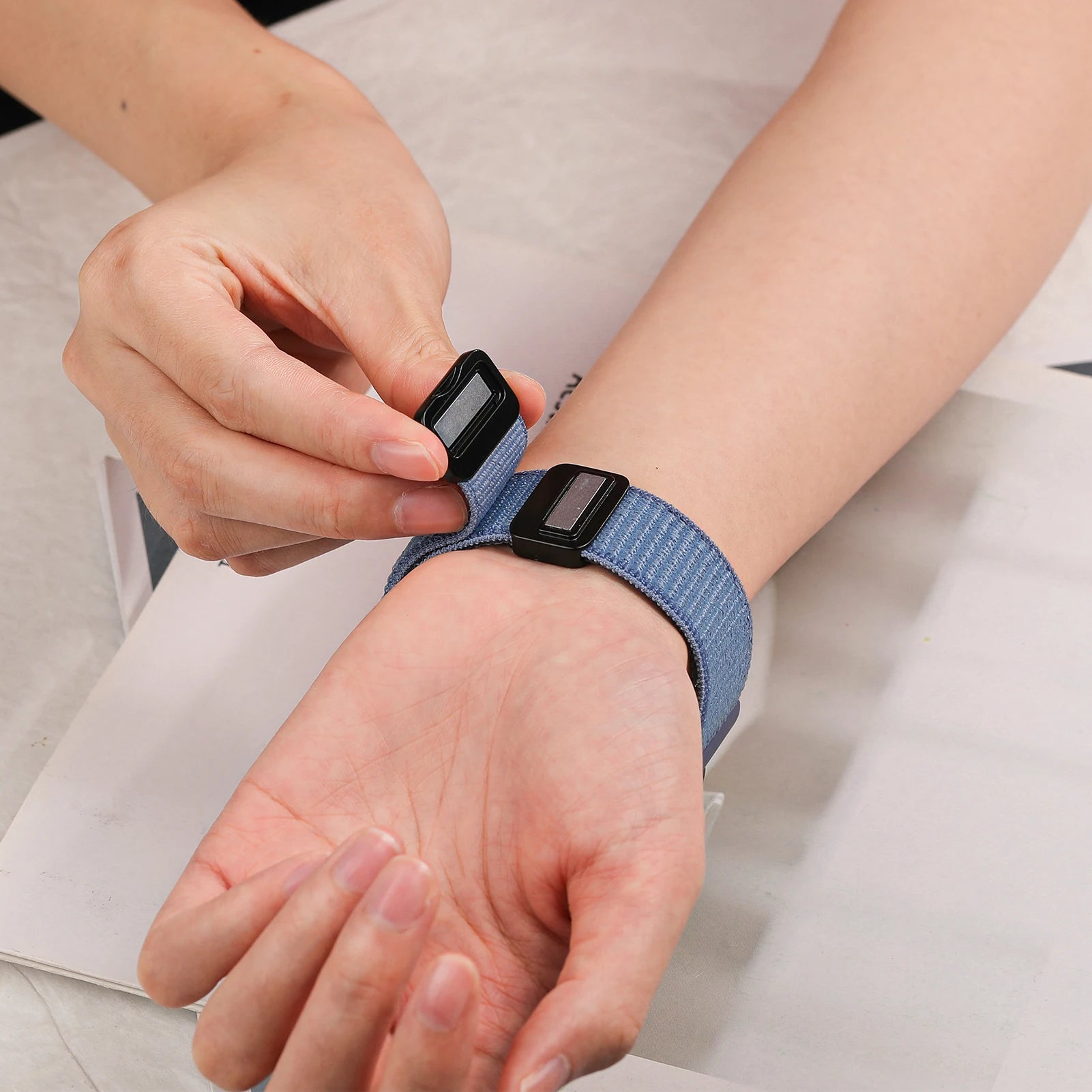 Premium Magnetic Nylon Sports Bands for Running, Gym & Fitness - Adjustable Wrist Support for Athletes & Active Lifestyles