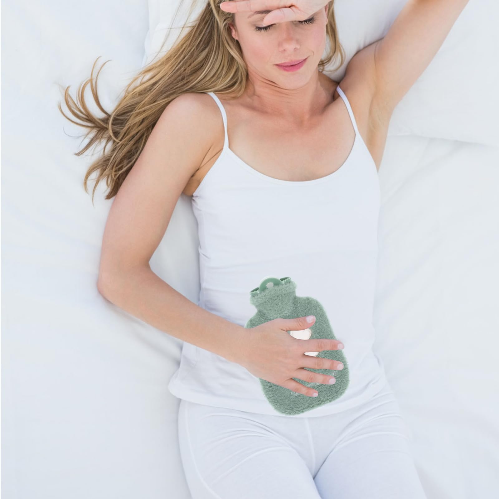 Premium 500ml Hot Water Bottle with Soft Faux Fur Cover - 2-in-1 Hot & Cold Therapy for Pain Relief - Leakproof Warm Water Bag for Women & Men - Perfect for Period Cramps, Back Pain & Winter Warmth (Green)
