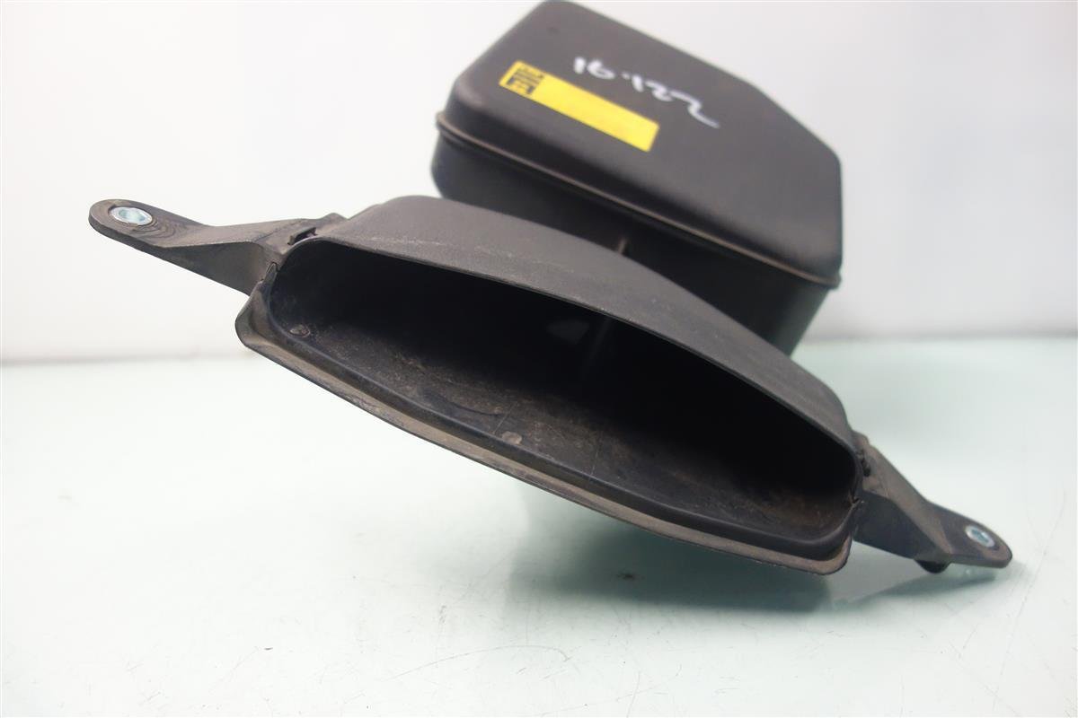 Toyota Camry Air Intake Cleaner Inlet 17750-0V031 OEM Replacement Part - Improve Engine Performance & Fuel Efficiency for 2018-2023 Models | Perfect for DIY Car Maintenance & Engine Tuning