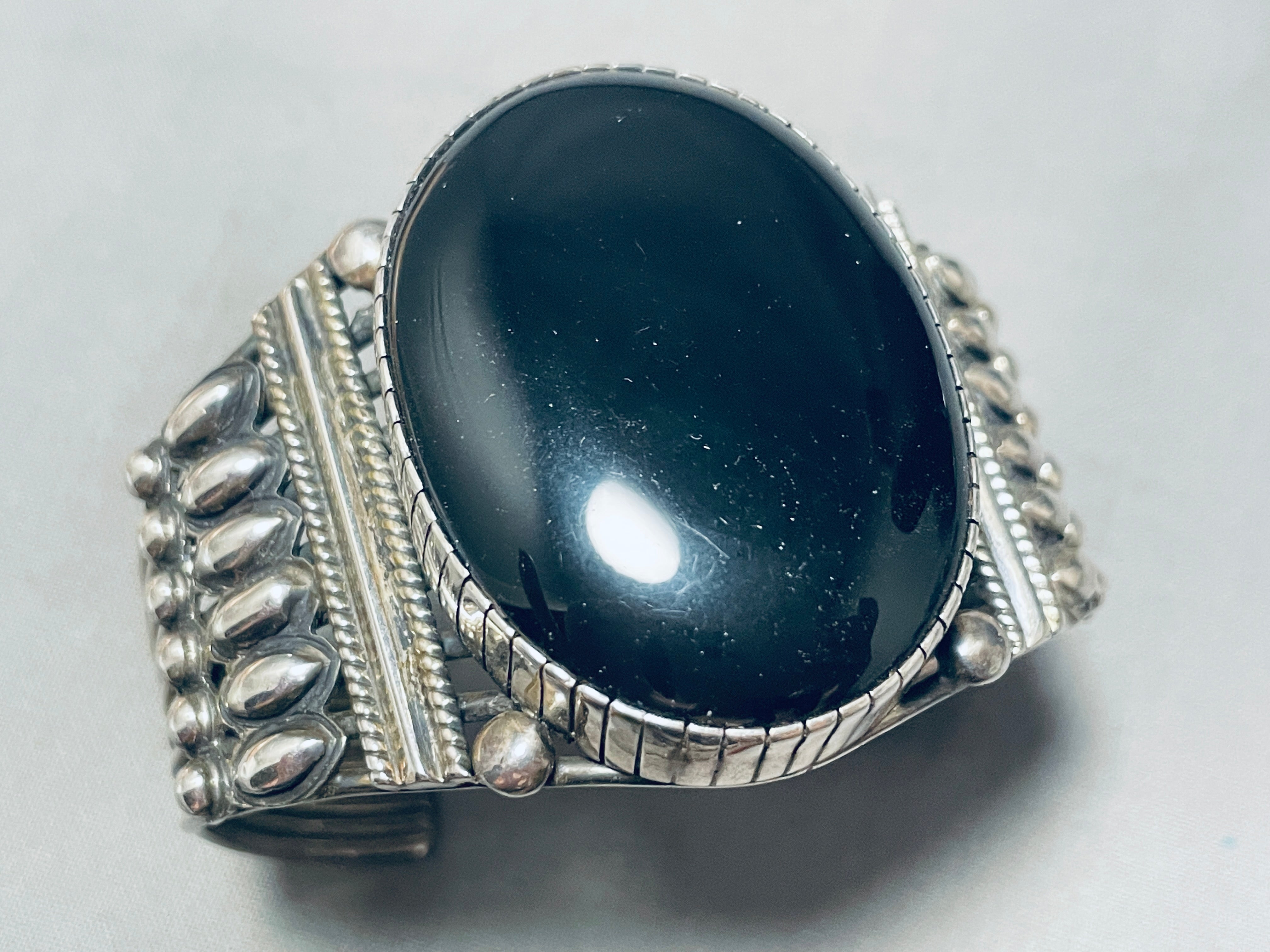 Vintage Navajo Sterling Silver Onyx Bracelet - 104 Grams Heavy Huge Native American Jewelry for Women - Perfect for Boho Fashion, Gift Giving & Special Occasions