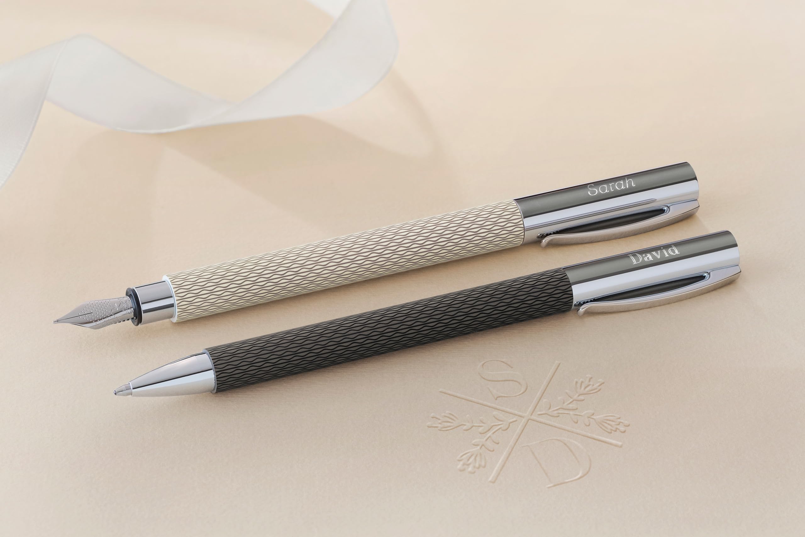 Faber-Castell Ambition OpArt 149620 Fountain Pen - Medium White Sand Nib with Gift Box - Premium Writing Instrument for Professionals, Students & Gift Giving