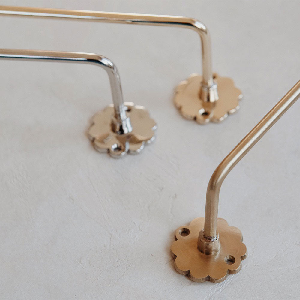 Yellowbell Hooks & Bars - Antique Brass Coat Hooks for Wall, Heavy Duty Entryway Hooks for Hats, Coats & Bags - Perfect for Hallway, Mudroom & Farmhouse Decor