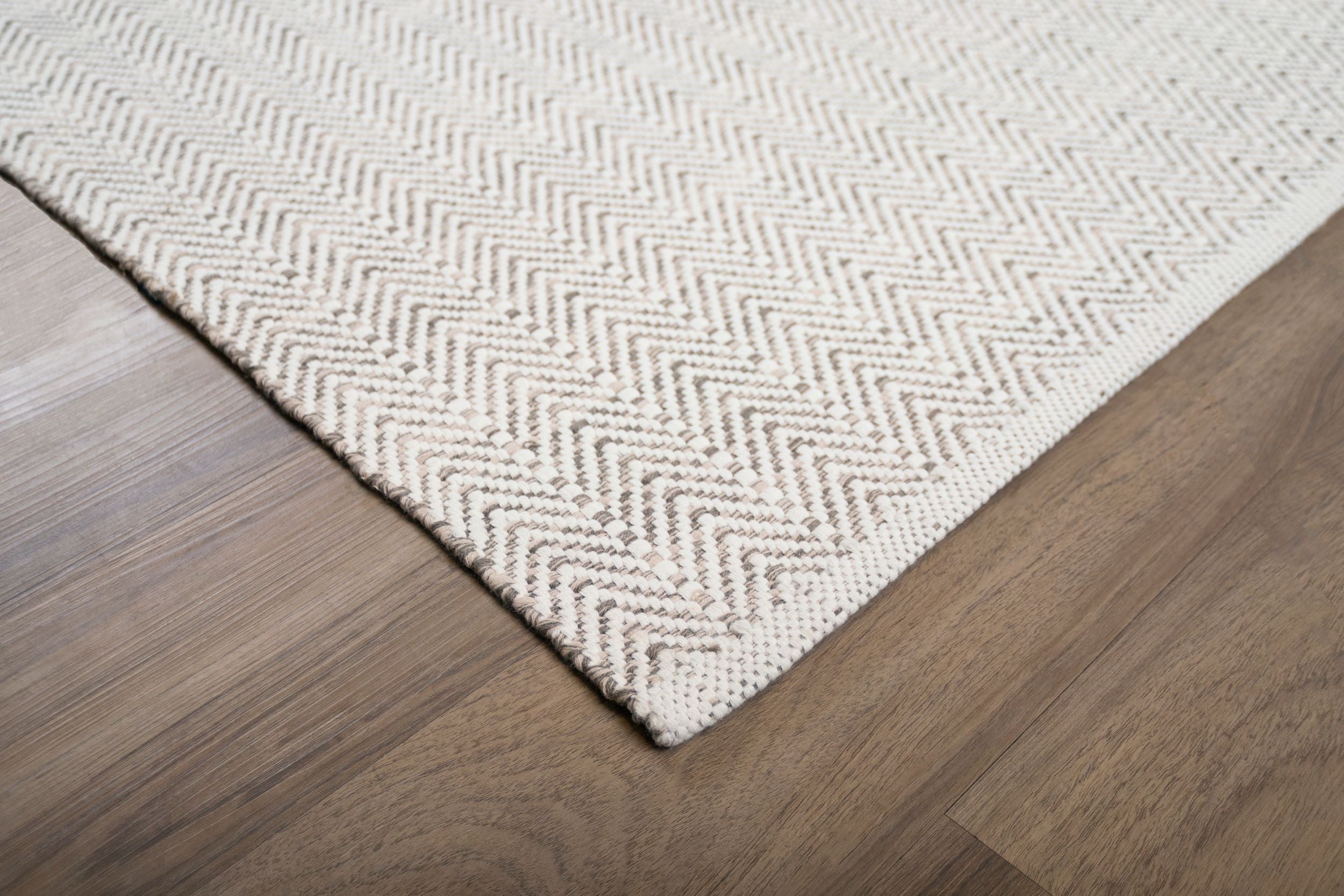 Dyllis - Premium Quality Products for Your Everyday Needs | Perfect for Home, Office & Travel