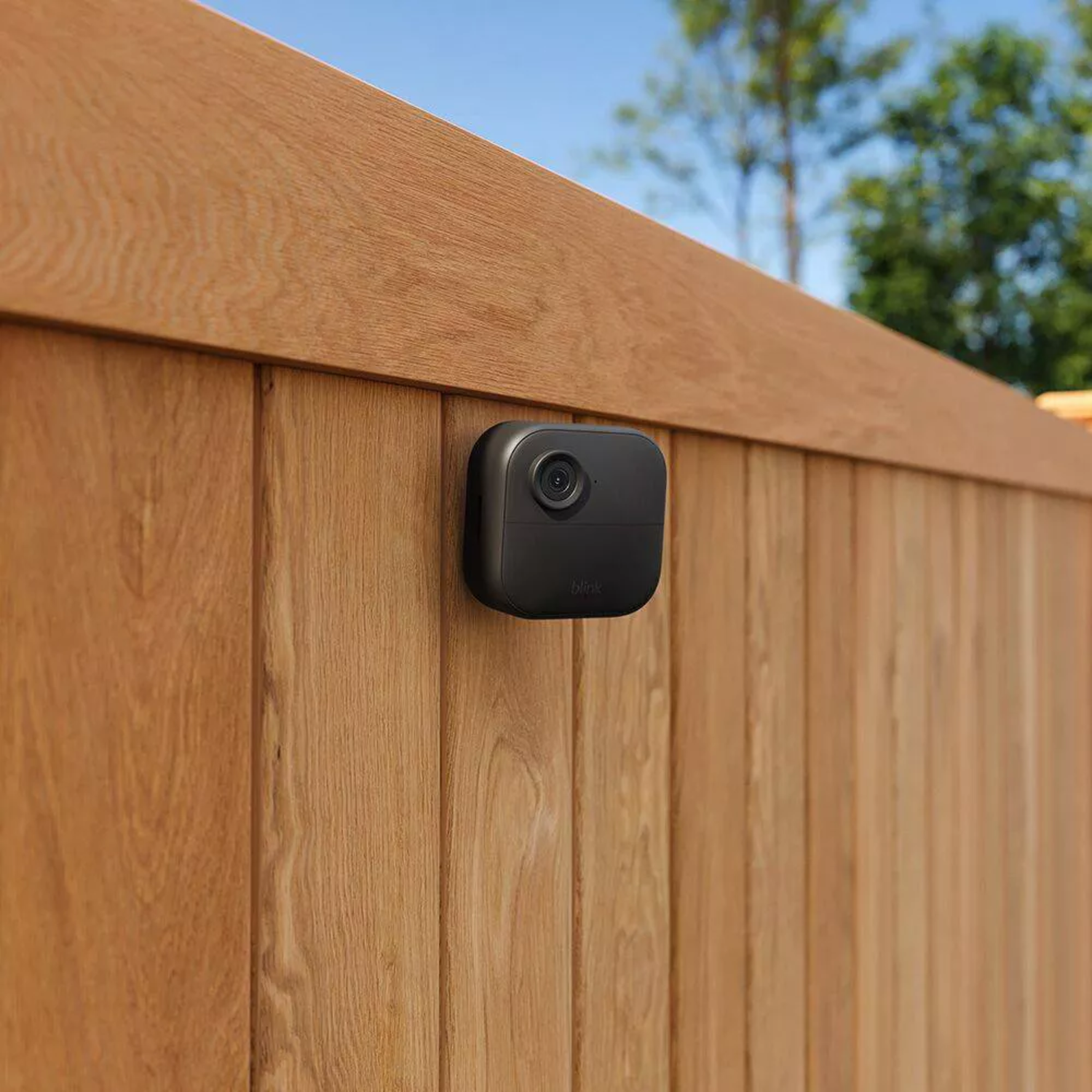 Blink Outdoor 4 Security Camera - Wireless HD Weatherproof Home Surveillance System with Sync Module 2 (1-Pack) - Ideal for Indoor/Outdoor Home Protection, Baby Monitoring & Pet Watching