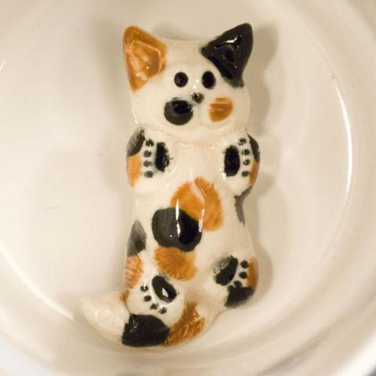 Cheer Up Cat Mug - Swayze Calico Design - Perfect for Coffee, Tea & Gifts for Cat Lovers