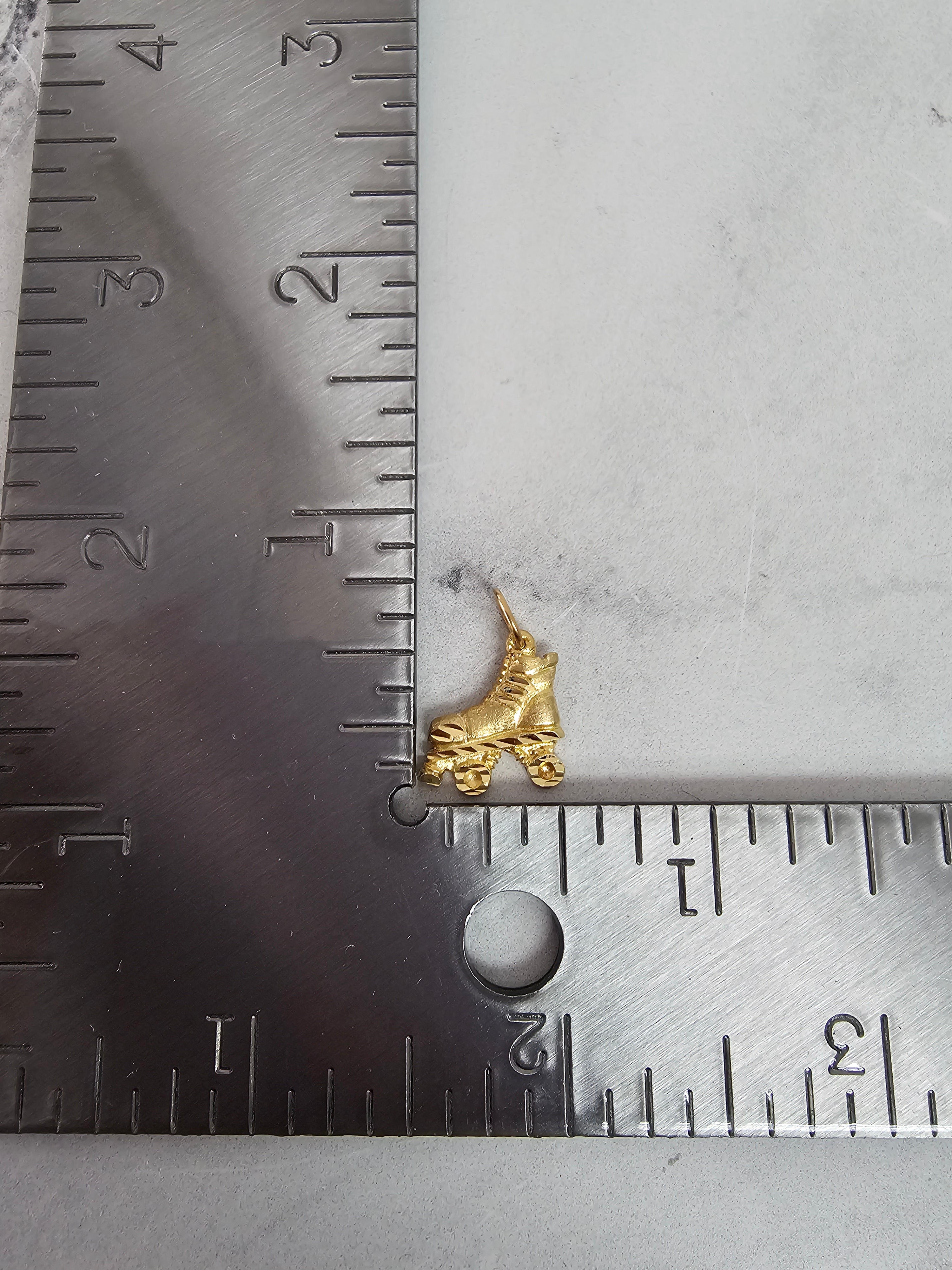 14k Yellow Gold Rollerblade Charm with Diamond Cuts - Perfect for Jewelry Making, Gifts & Ice Skating Enthusiasts