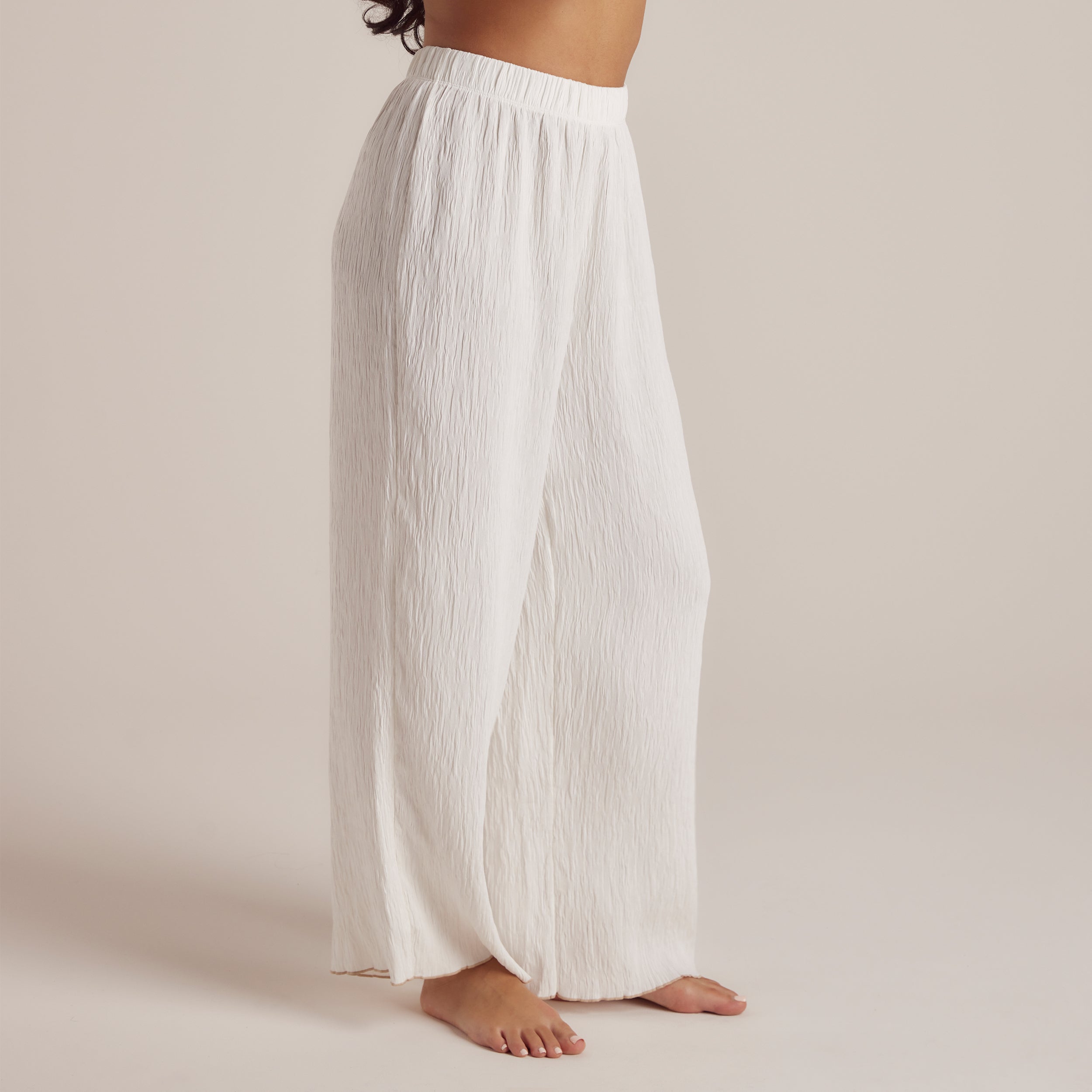 Soft & Cozy Crinkle Pajama Bottoms for Women - White Cotton Lounge Pants - Perfect for Sleepwear, Relaxing at Home & Comfortable Loungewear