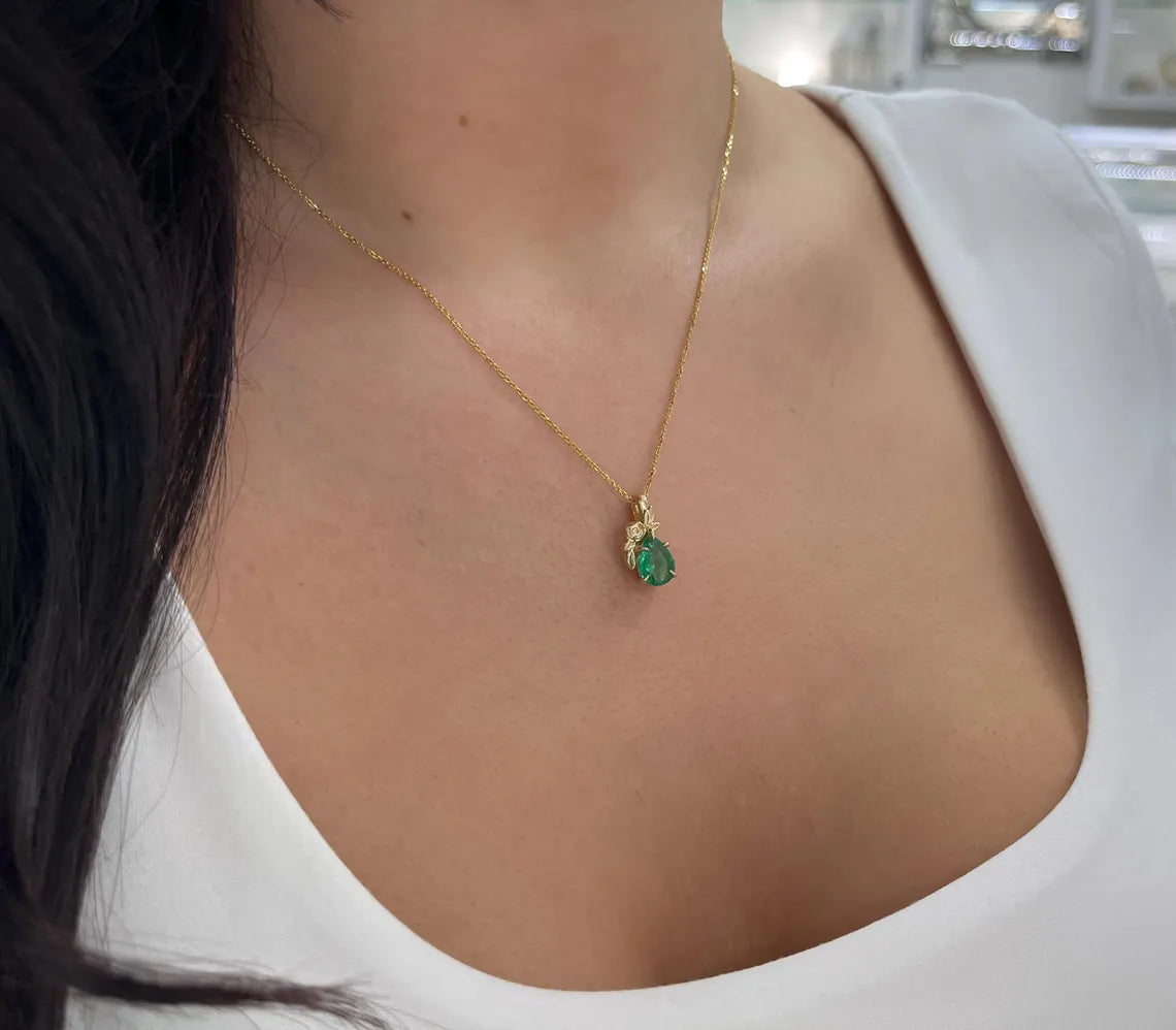 1.25 Carat Natural Pear Cut Emerald Floral Pendant Necklace for Women - Elegant Jewelry Gift for Brides, Anniversary & Special Occasions