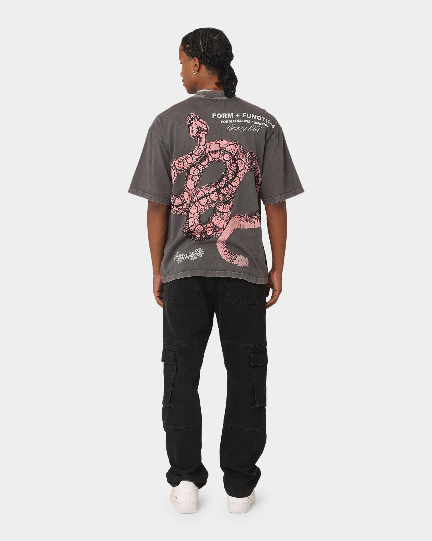 404 Wild West Vintage T-Shirt for Men - Charcoal Gray Retro Western Graphic Tee - Perfect for Cowboy Parties, Rodeo Events & Casual Wear