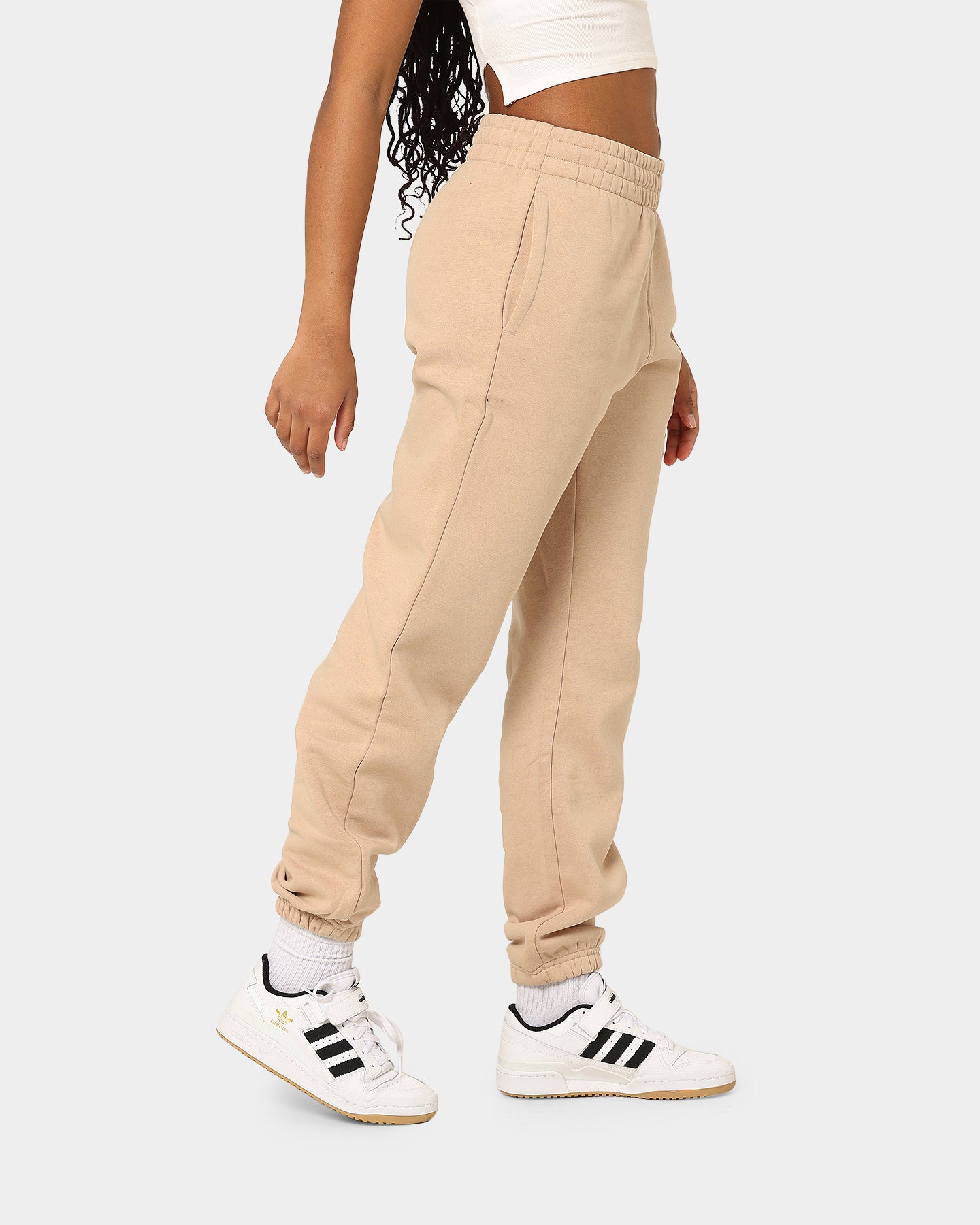Adidas Women's Adicolour Essentials Fleece Sweatpants - Soft Comfortable Joggers for Lounge, Yoga & Running - Magic Beige