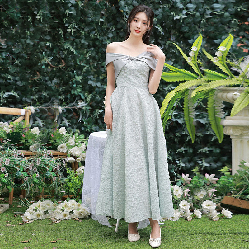 Elegant A-Line Long Bridesmaid Dress for Weddings, Formal Evening Gown & Party Dress 531 - Perfect for Bridal Showers, Prom Nights & Black Tie Events