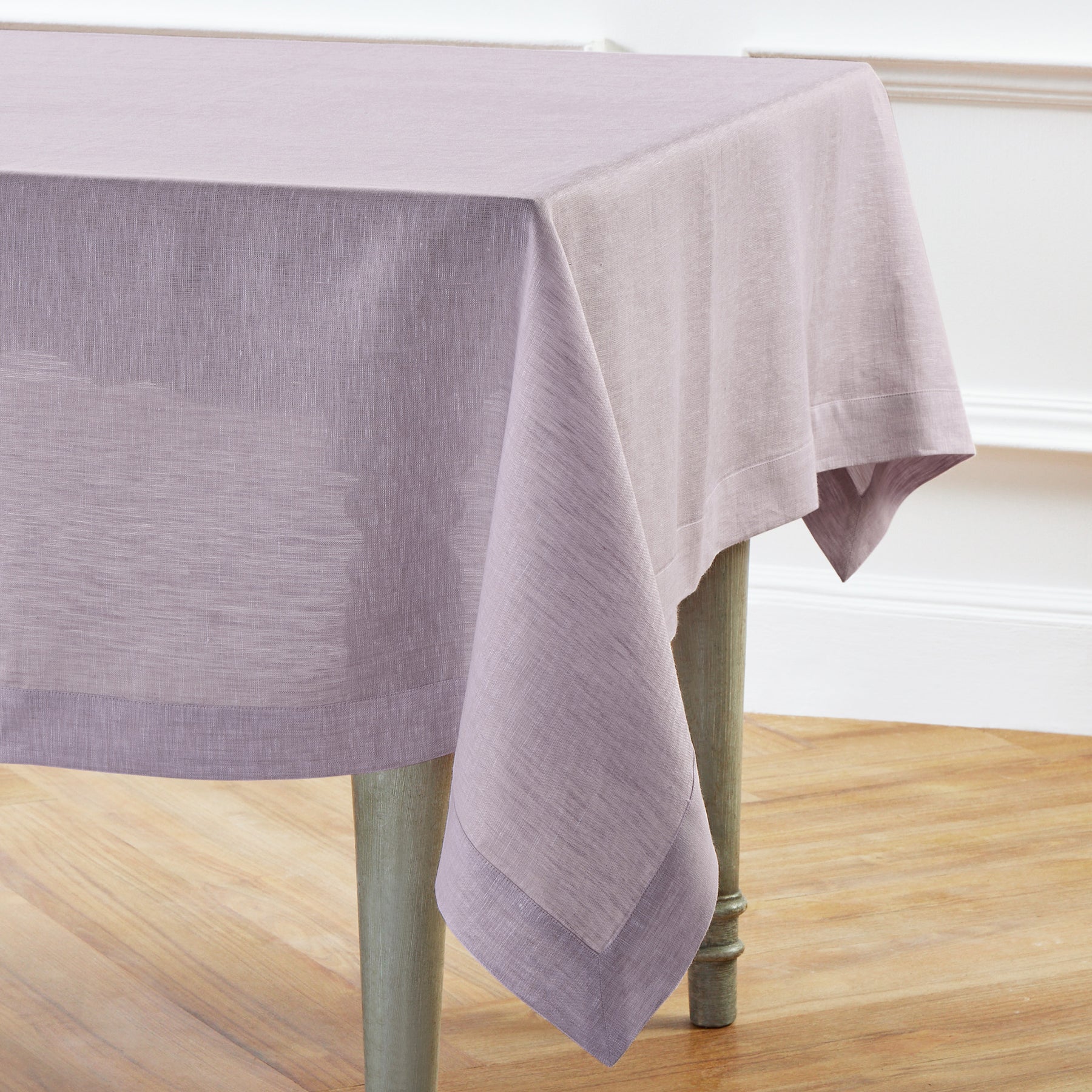 Premium Athena Tablecloth - Elegant & Durable Dining Table Cover for Home, Restaurants & Events - Washable & Wrinkle-Resistant Fabric