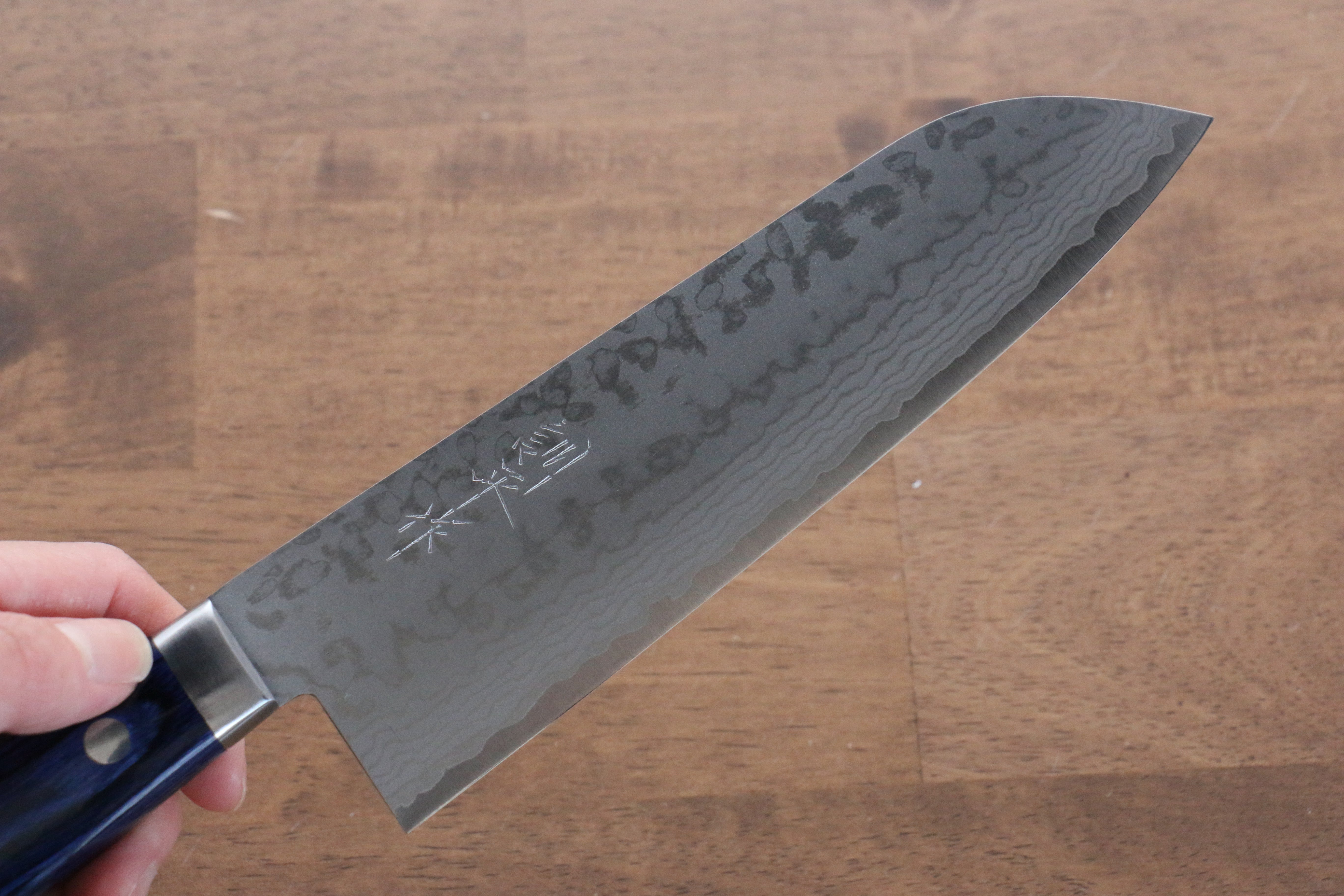 Premium Kunihira Sairyu VG10 Damascus Santoku Knife 7 Inch - Japanese Chef Knife with Blue Pakkawood Handle - Perfect for Slicing, Dicing & Mincing Vegetables, Meat & Fish