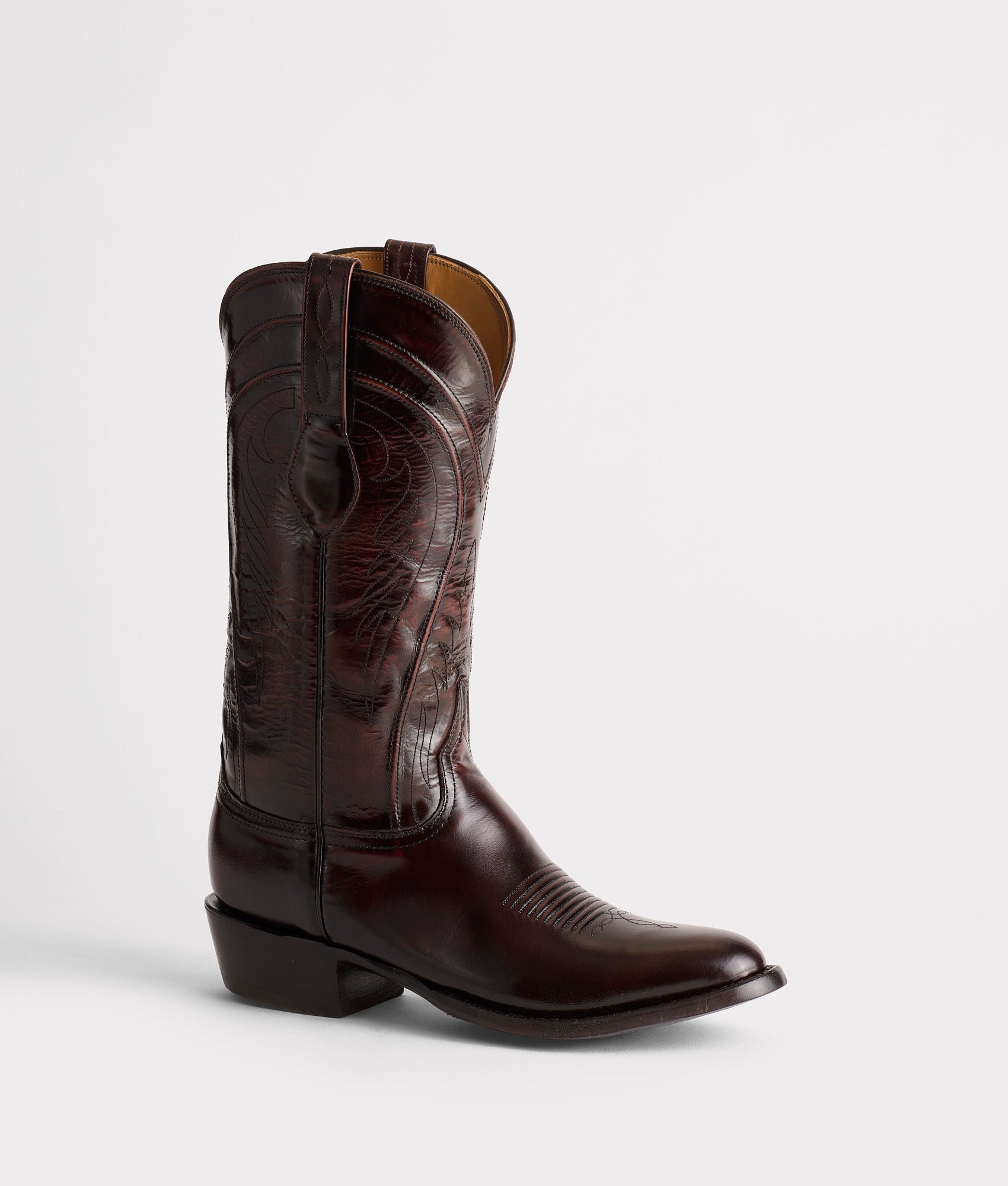 Gavin Brown - Premium Quality Apparel & Accessories for Men and Women | Perfect for Casual Wear, Office, and Outdoor Activities