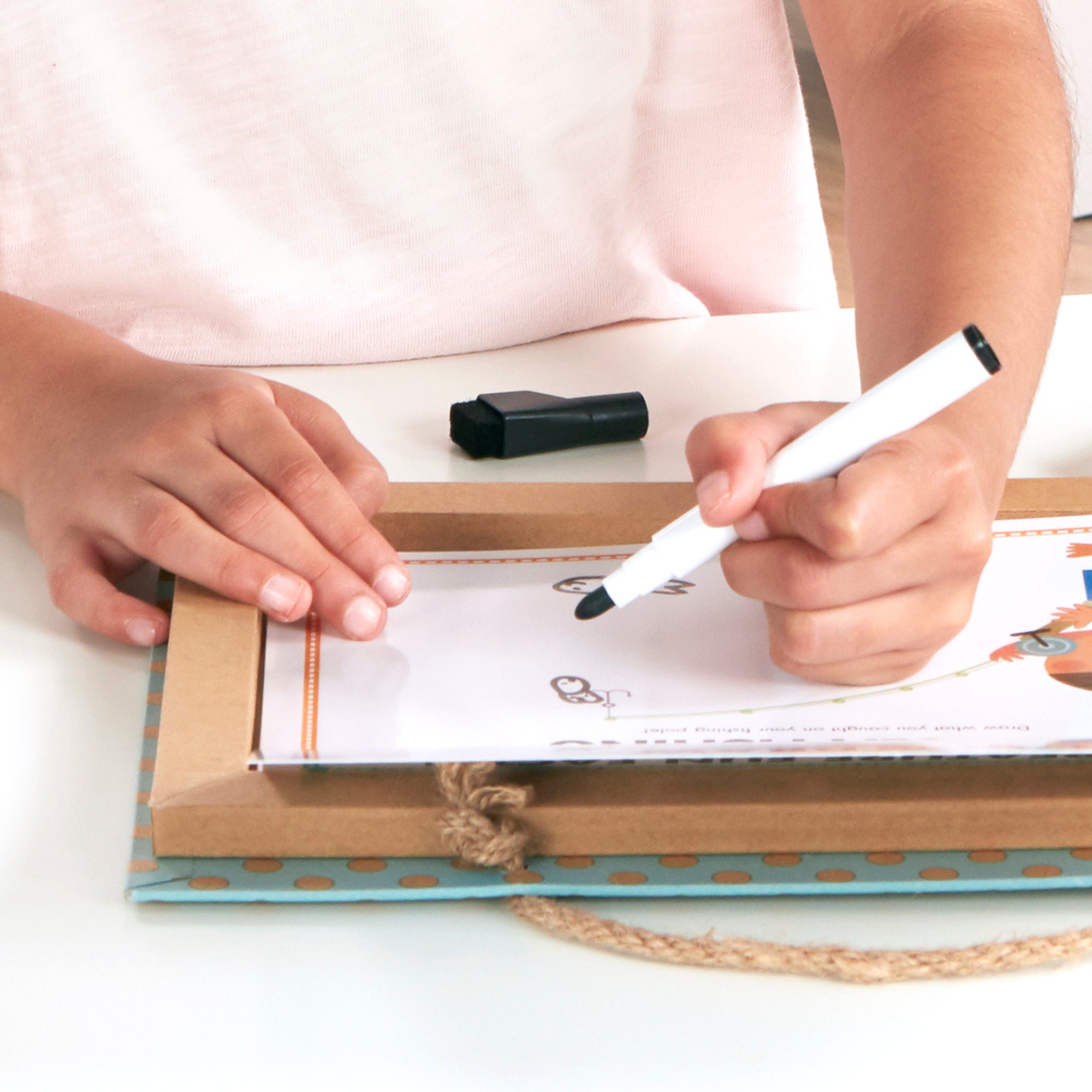Natural Play: Reusable Drawing & Magnet Kit for Kids – Ocean Themed Creative Play, Drawing & Learning Activities | Perfect for Home, Classroom & Travel