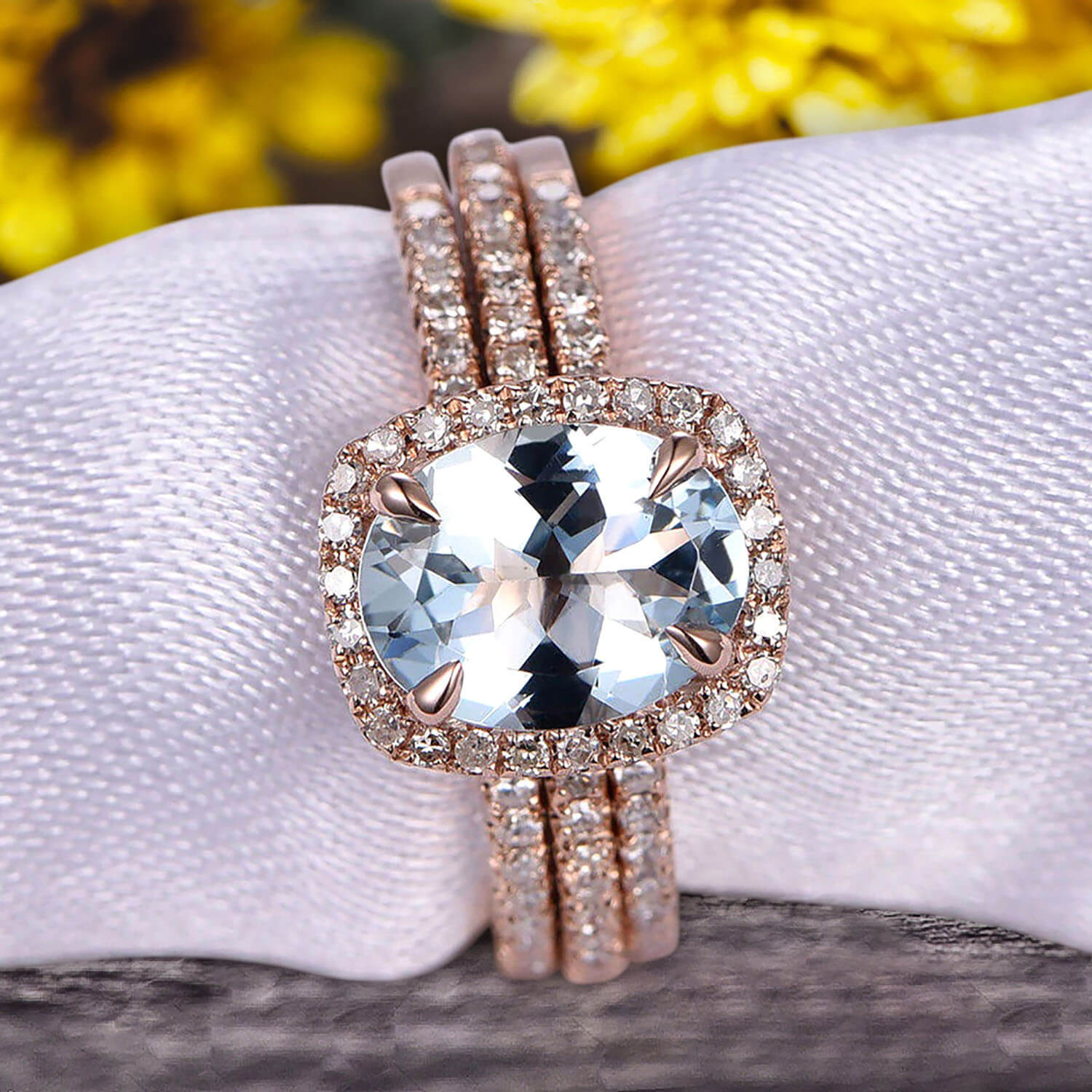 2 Carat Oval Cut Aquamarine & Moissanite Diamond Engagement Ring Set in 10K Rose Gold with Matching Wedding Band - Perfect for Proposals, Anniversaries and Bridal Jewelry