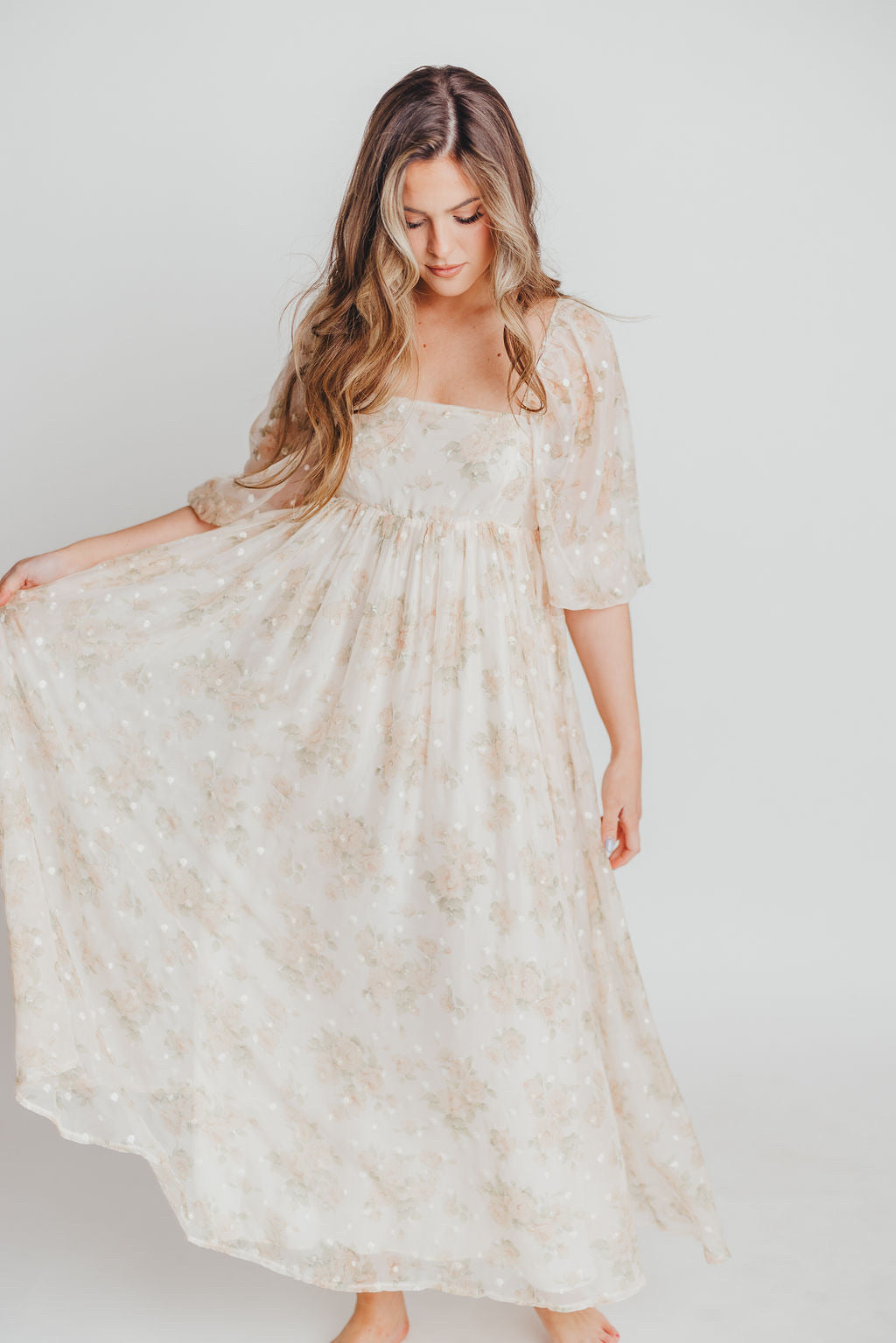 Elegant Cream Floral Smocked Maxi Dress for Women - Bump Friendly Maternity & Inclusive Sizing (S-3XL) | Perfect for Weddings, Beach Vacations & Summer Parties