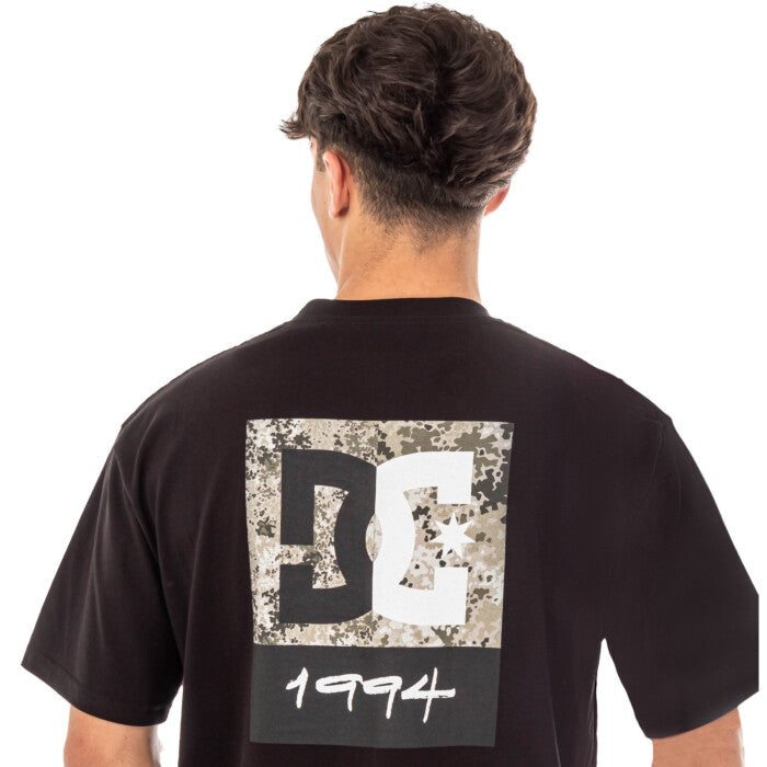 DC Men's Split Star T-Shirt (Black) - Casual Wear, Street Style & Everyday Comfort