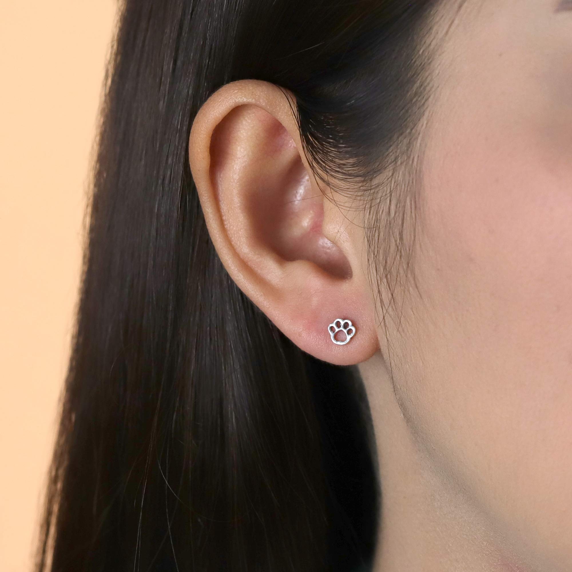 Boma Jewelry Sterling Silver Paw Print Stud Earrings for Women - Cute Animal Lover Gift for Dog Cat Pet Owners - Perfect for Casual Wear, Gifts & Everyday Fashion