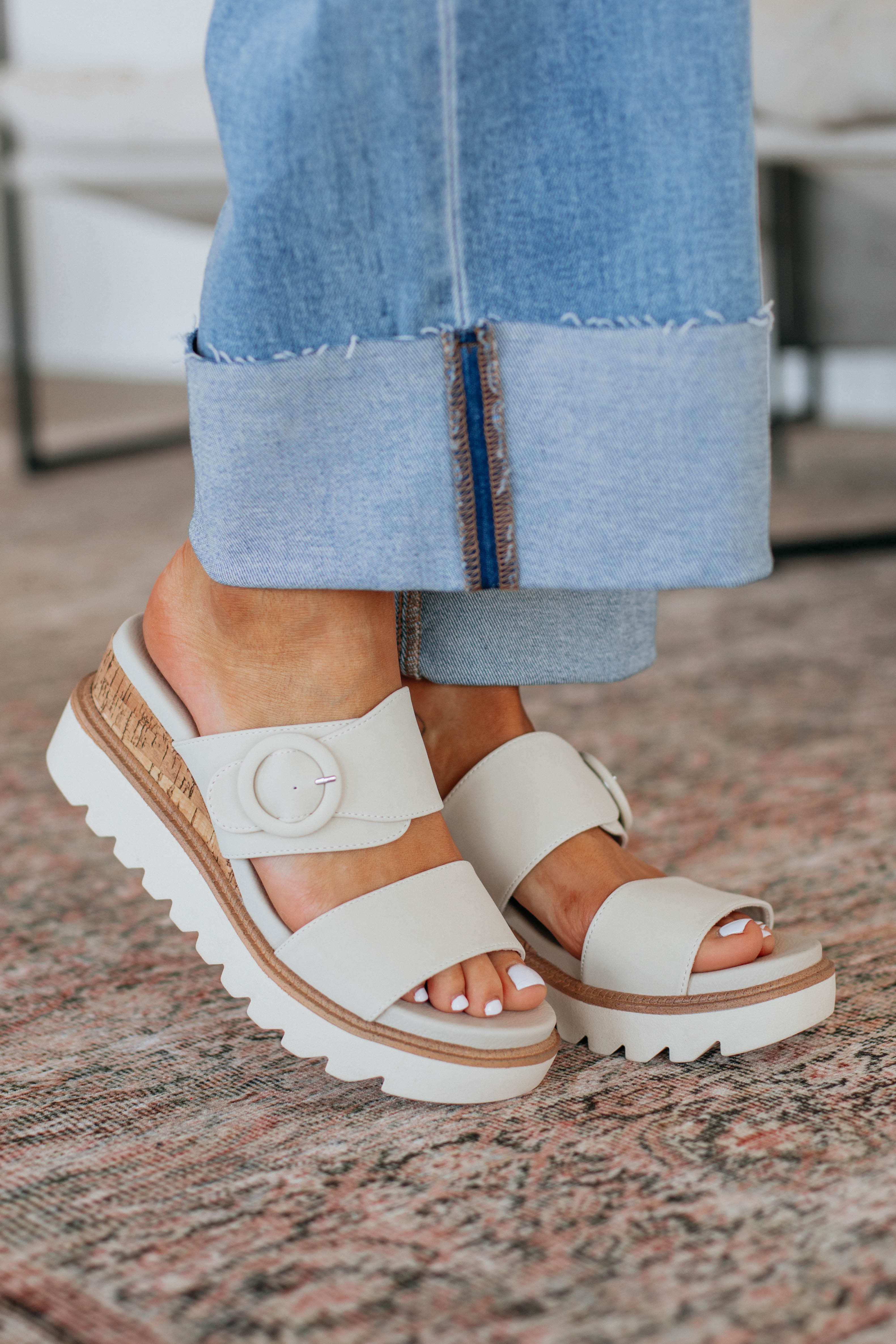 Ease My Mind Comfort Sandals for Women - Soft & Supportive Summer Walking Shoes - Perfect for Beach, Travel & Casual Wear