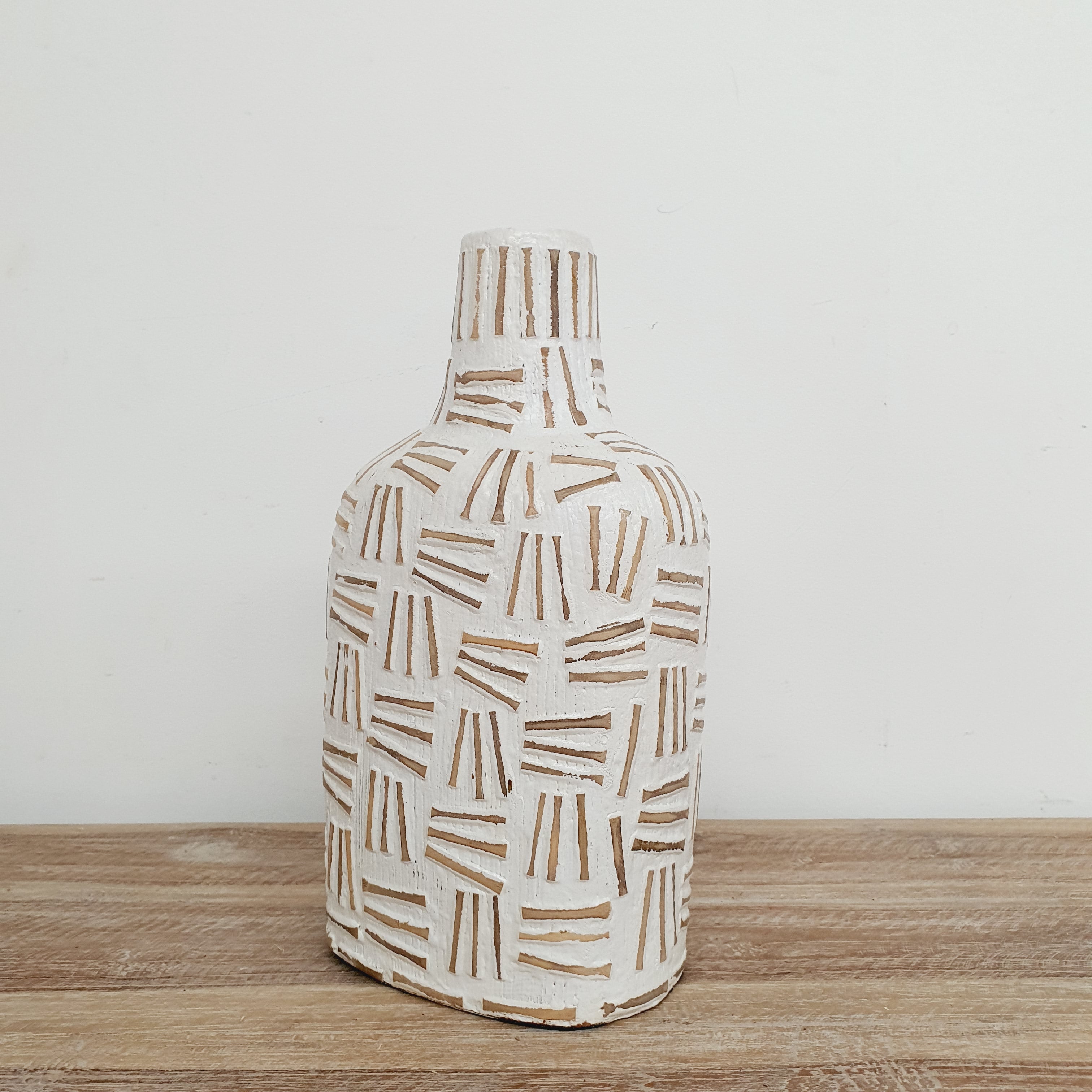 Elegant White Tall Decorative Vase for Home Decor - Perfect for Living Room, Wedding Centerpieces & Flower Arrangements