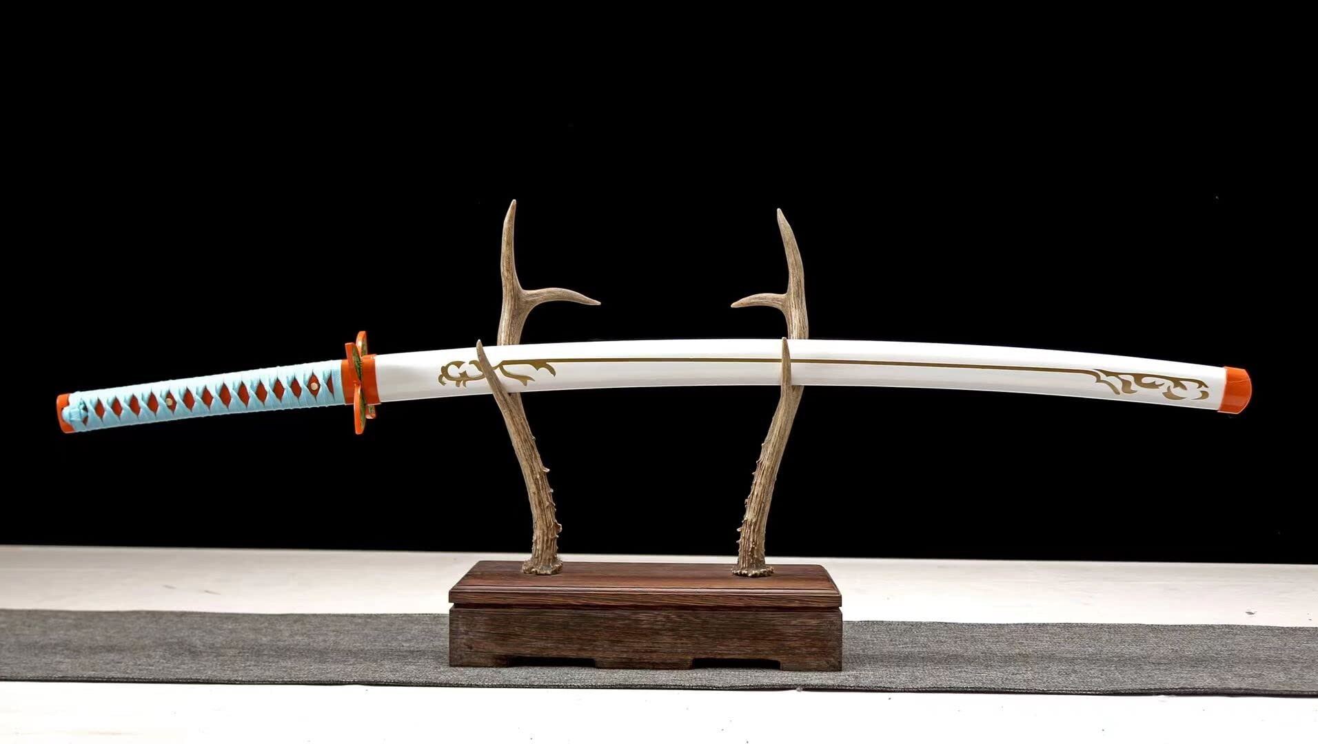 Handmade 1095 High Carbon Steel Demon Slayer Katana Sword - Agatsuma Zenitsu Cosplay Knife, Sharp Japanese Anime Sword, Real Weapon for Collection & Display - Perfect for Cosplay, Anime Enthusiasts, and Martial Arts Training