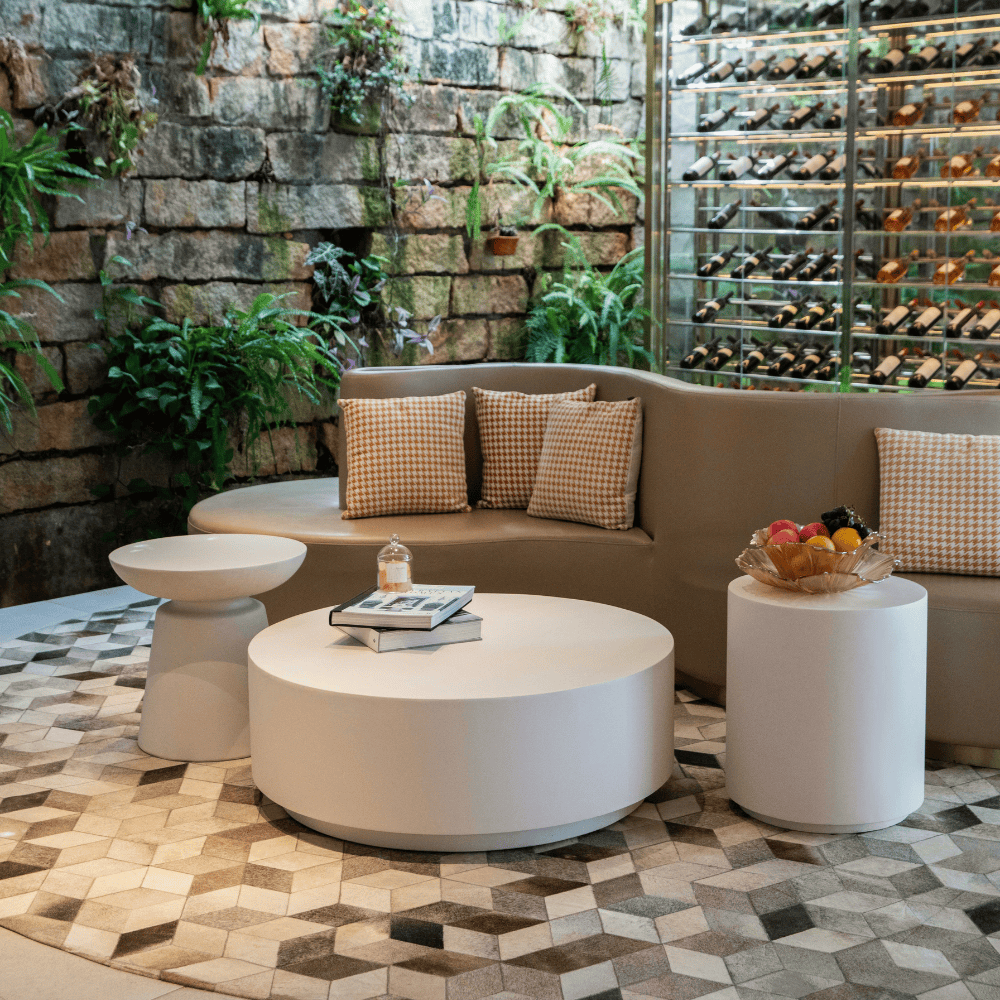 Modern Outdoor Concrete Side Table - Durable & Weather-Resistant Patio Furniture for Garden, Poolside, or Balcony Decor