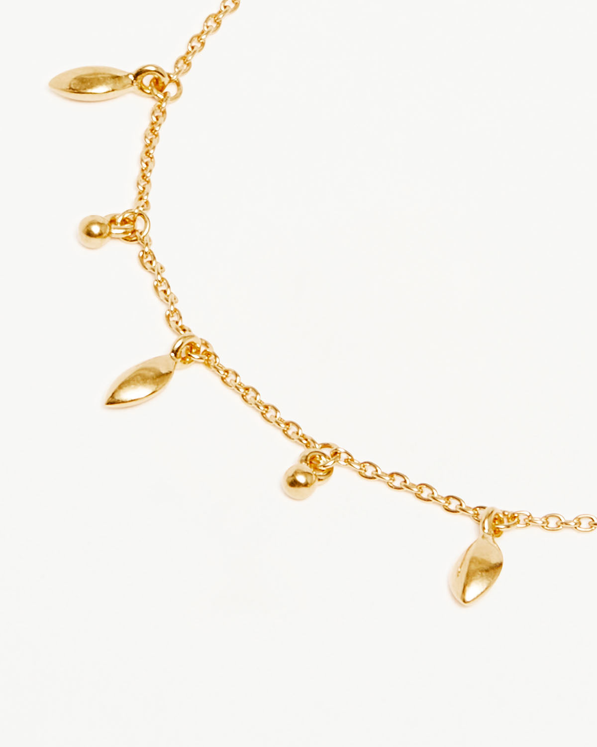 18K Gold Vermeil Live in Grace Bracelet - Elegant & Dainty Jewelry for Women, Perfect for Everyday Wear, Gifts & Special Occasions