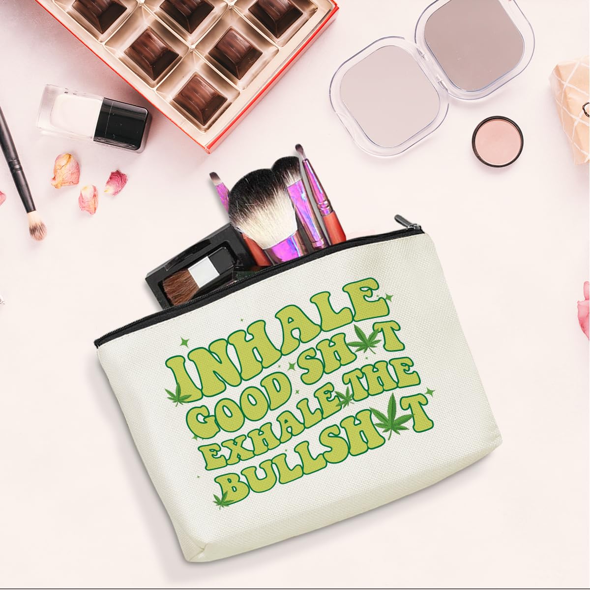 Funny Weed Makeup Bag - Cute Cannabis Leaf Design Cosmetic Pouch for Women - Perfect Christmas, Birthday, Graduation & Friendship Gifts - Travel Toiletry Organizer for Her, Mom, Grandma & Leaf Lovers - Great for Daily Use, Traveling & Gift Giving