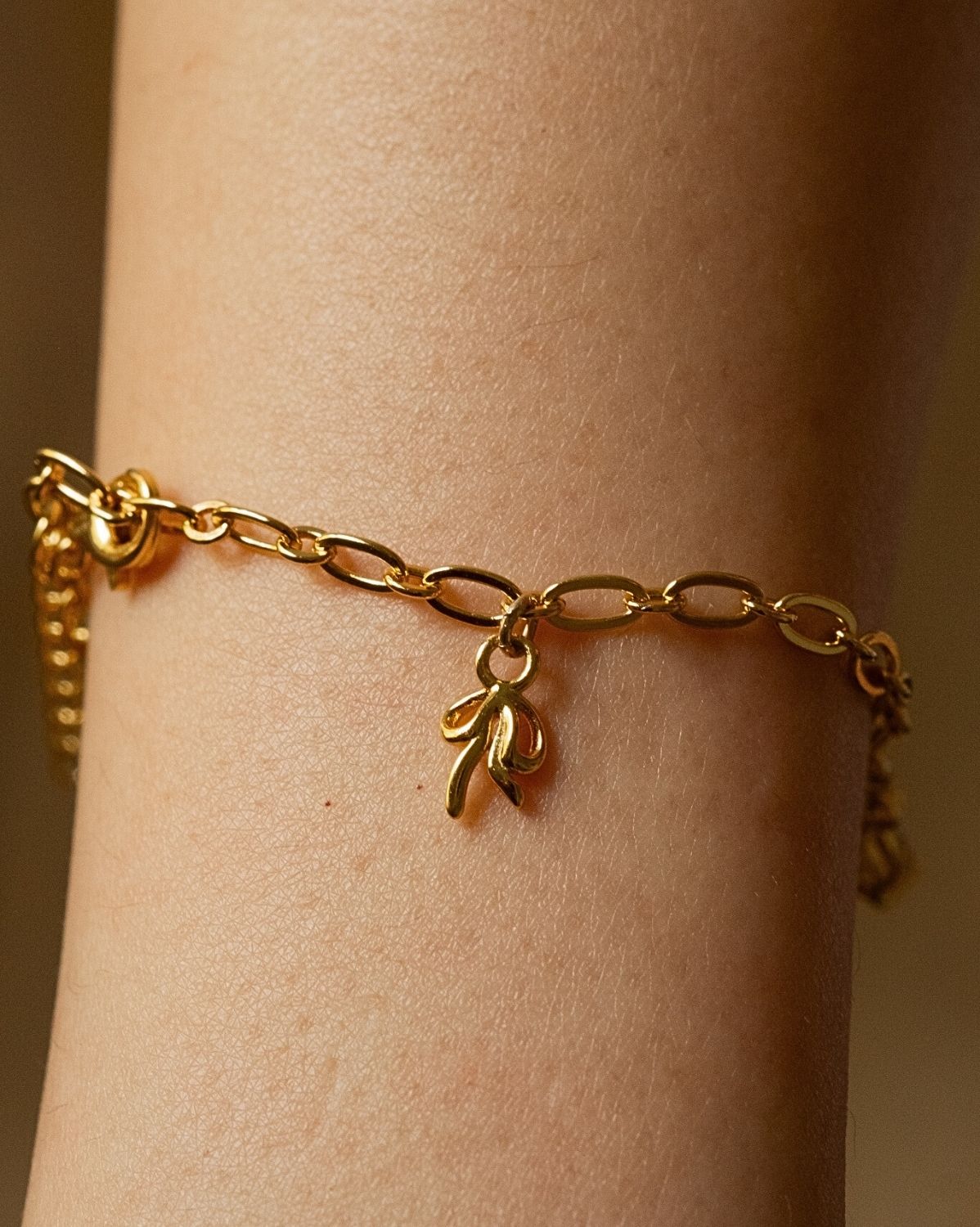 Custom Figaro Charm Bracelet - Personalized Jewelry for Women | Perfect for Gifts, Anniversaries & Everyday Wear