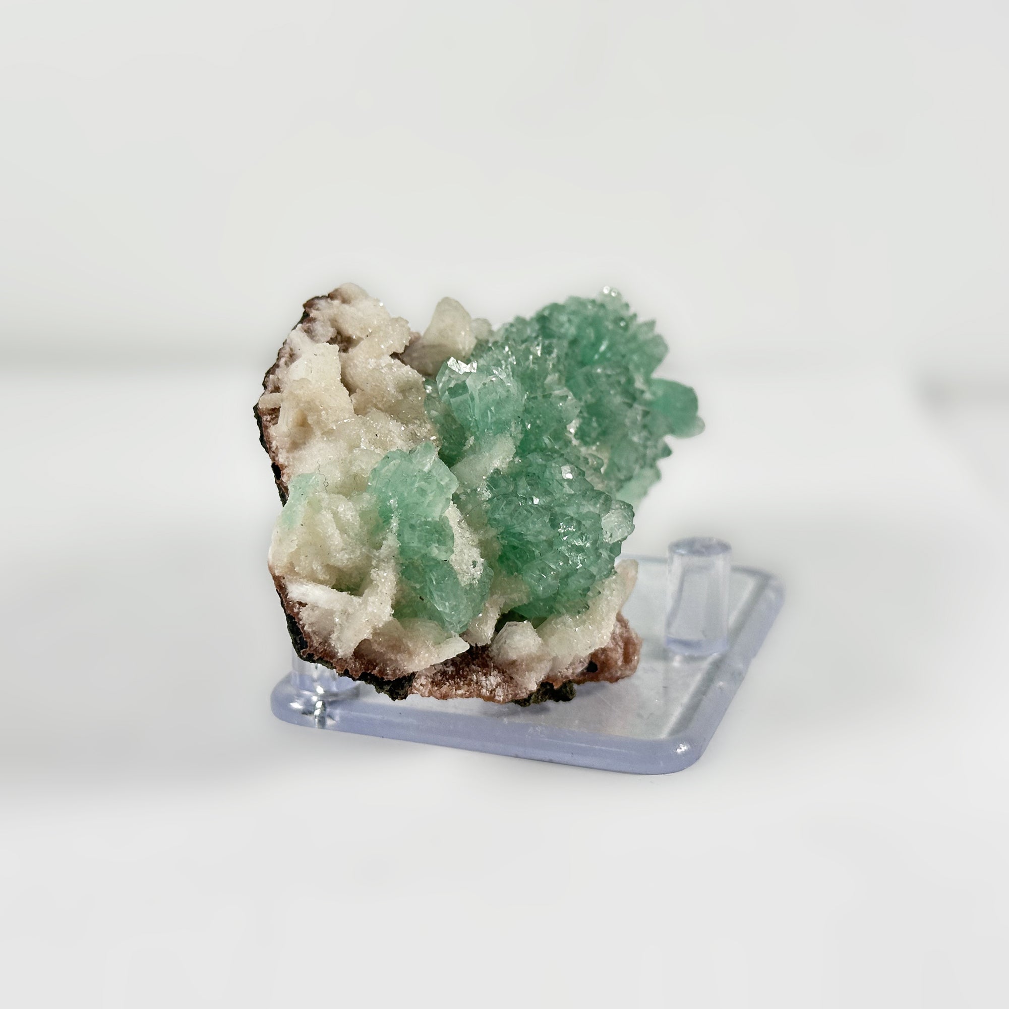 Natural Green Apophyllite Crystal Cluster - Raw Healing Stone for Meditation, Stress Relief & Spiritual Clarity | Mineral Specimen for Home Decor, Reiki Healing & Crystal Collection (RMI744)