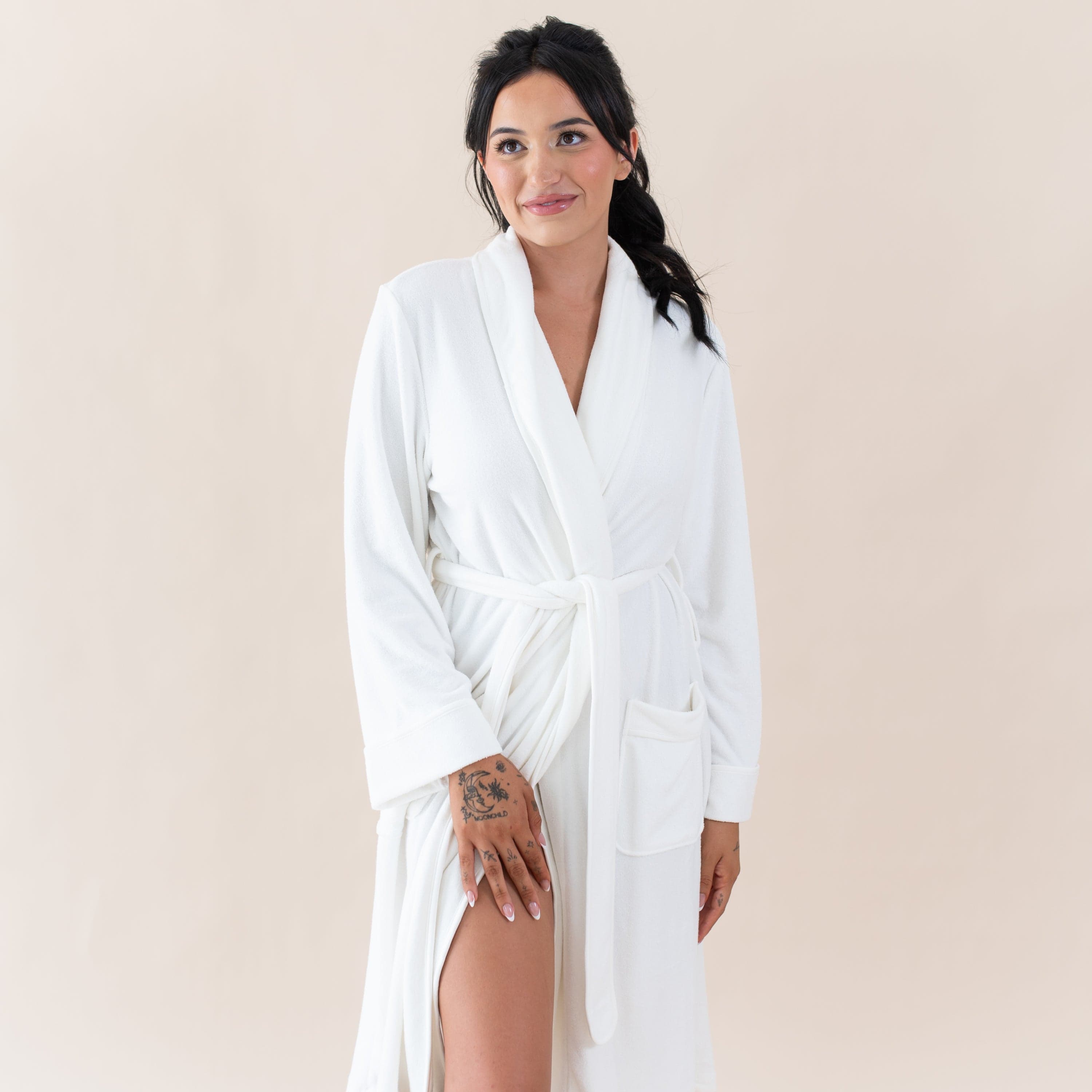 Premium Soft Cloud-Patterned Adult Robe for Women & Men - Cozy Bathrobe for Spa, Lounge & Relaxation at Home