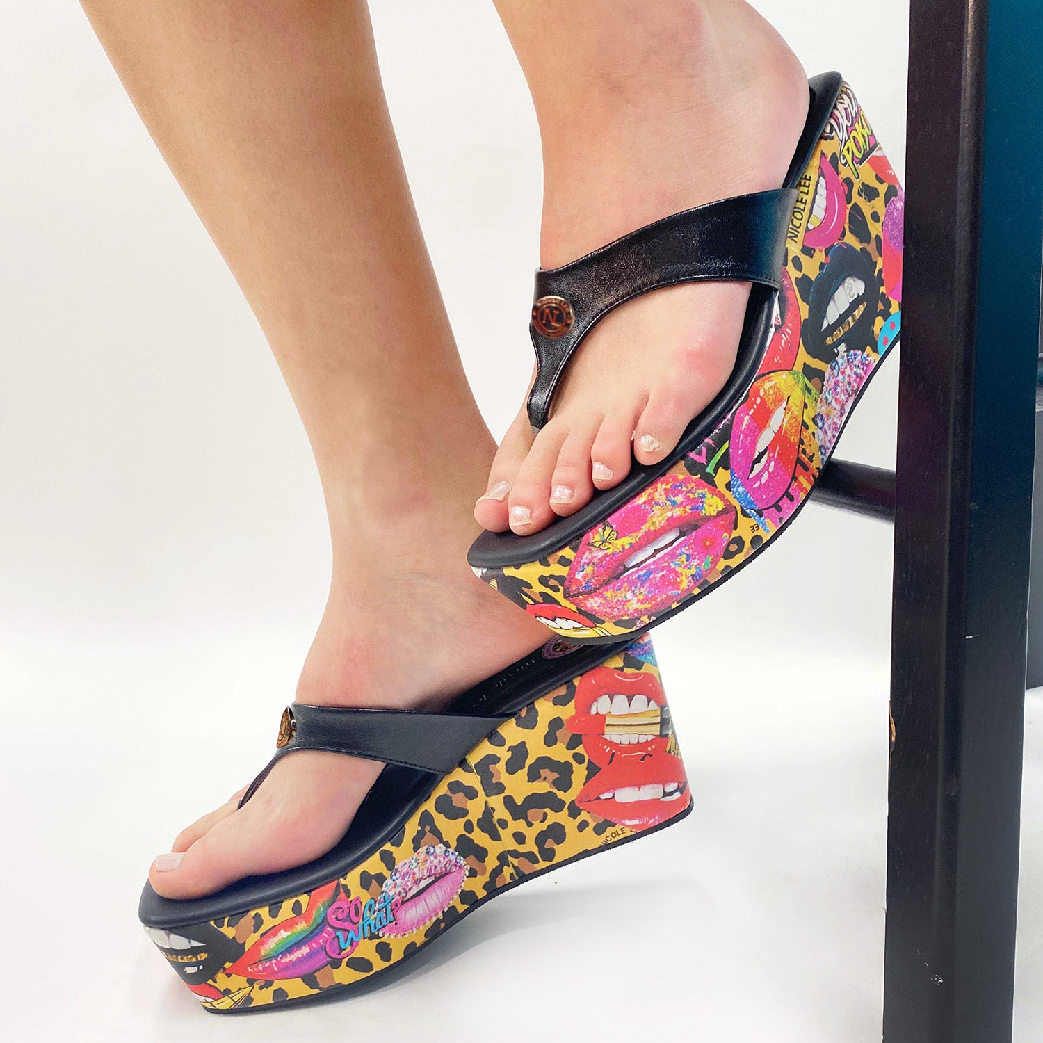 ALL EMOTION Women's Flip Flop Wedge Sandals - Comfortable Summer Beach Shoes for Outdoor Walking, Poolside Lounging & Vacation Wear