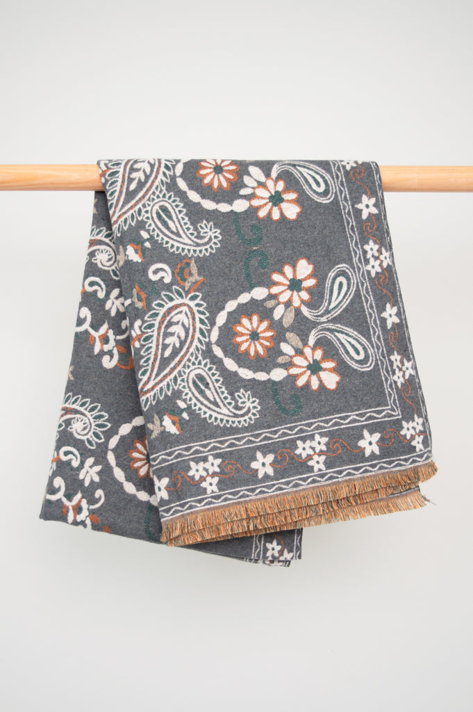 Talaflor Cozy Scarf - Soft Winter Warm Knitted Wrap for Women & Men - Perfect for Cold Weather, Outdoor Activities & Fashion Accessories