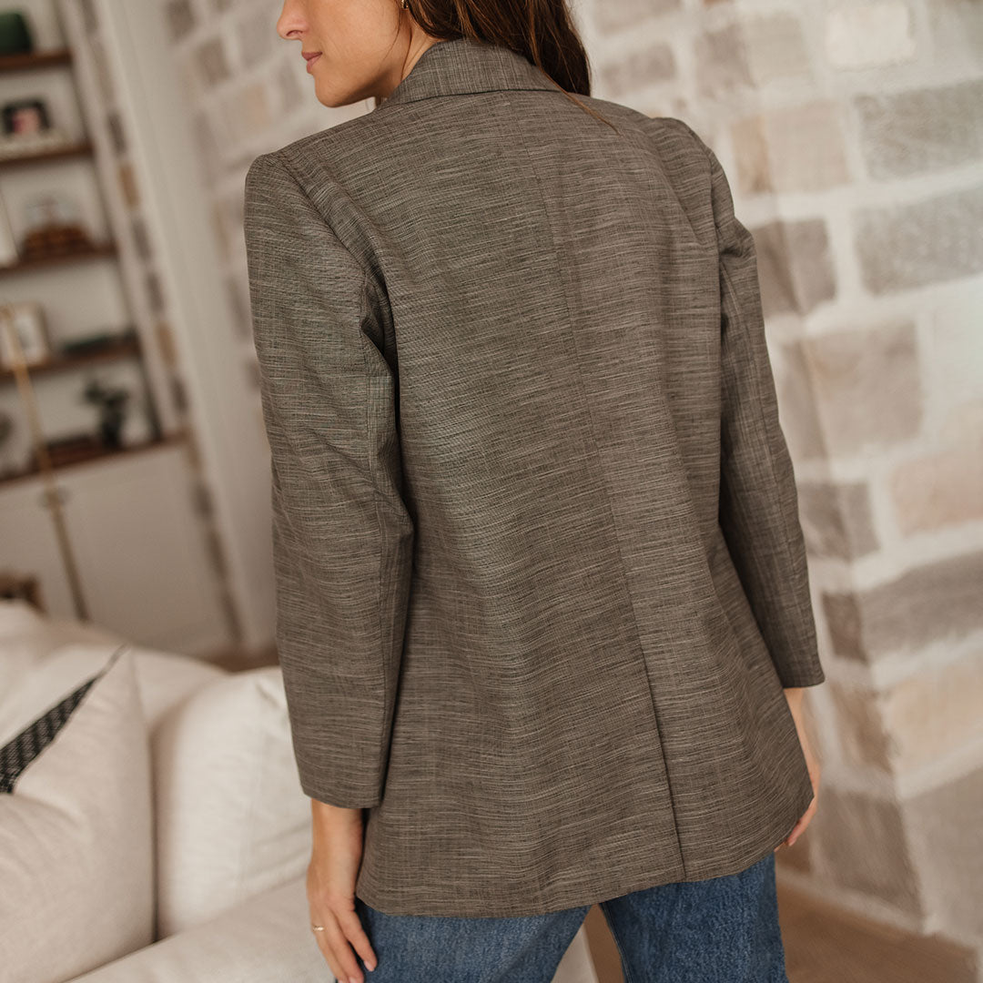 Stylish Graphite Woven Blazer for Women - Slim Fit Business Jacket with Stretch - Perfect for Office Wear, Professional Meetings & Formal Events