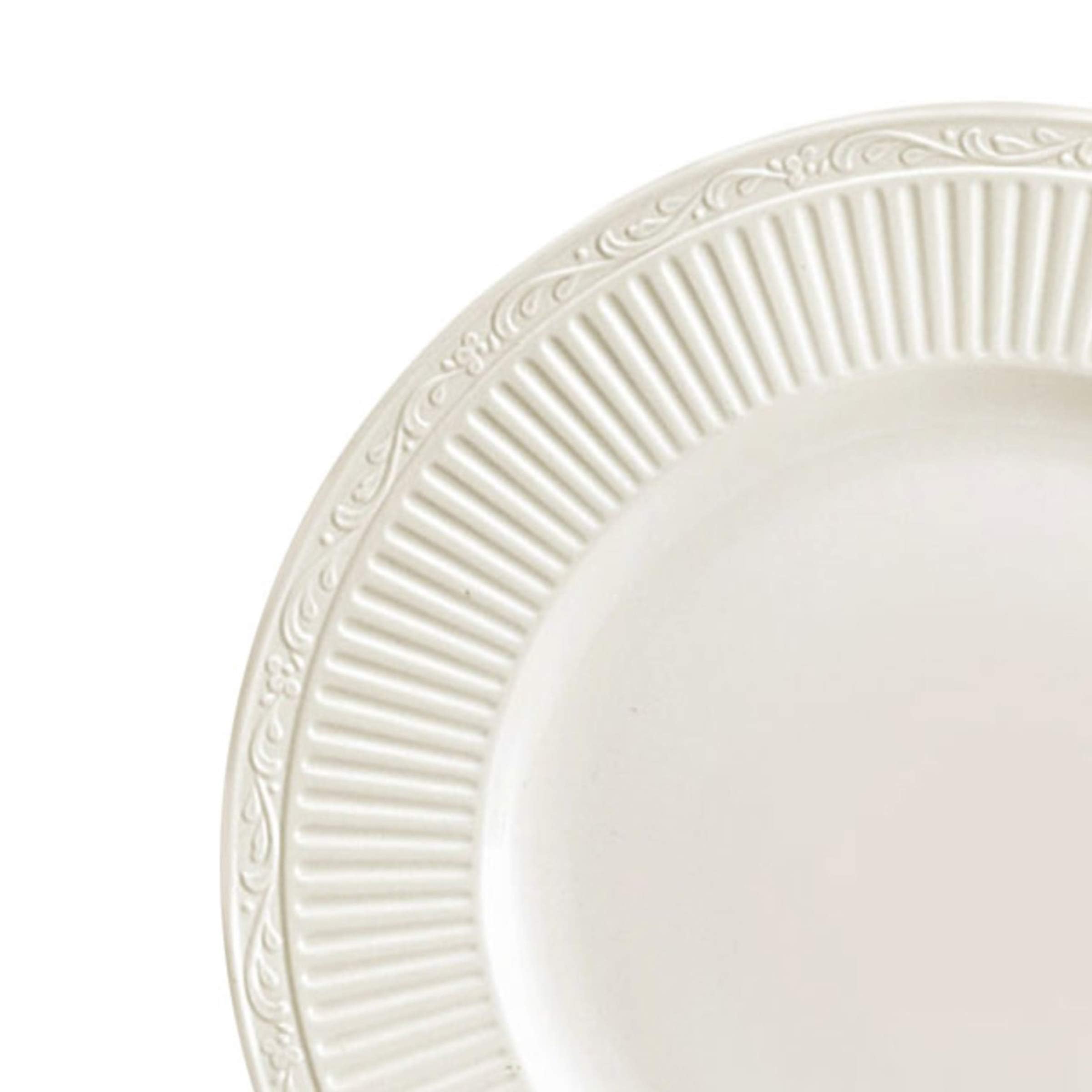 Mikasa Italian Countryside 16-Piece Dinnerware Set - Classic White Porcelain with Fluted Bands, Service for 4 - Dinner Plates, Salad Plates, Bowls & Mugs - Microwave & Dishwasher Safe - Perfect for Family Dinners, Entertaining Guests & Everyday Use