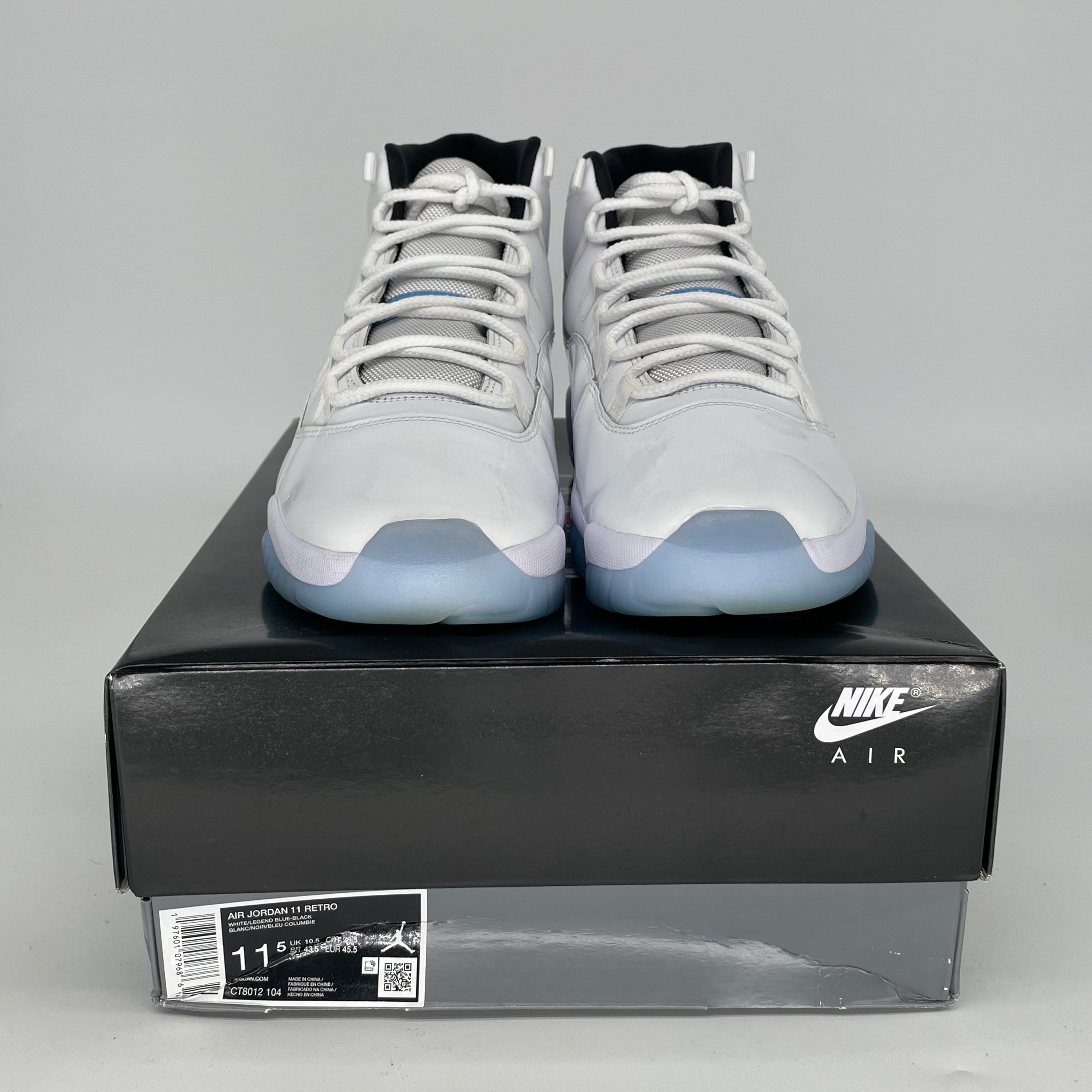 AIR JORDAN 11 Retro 