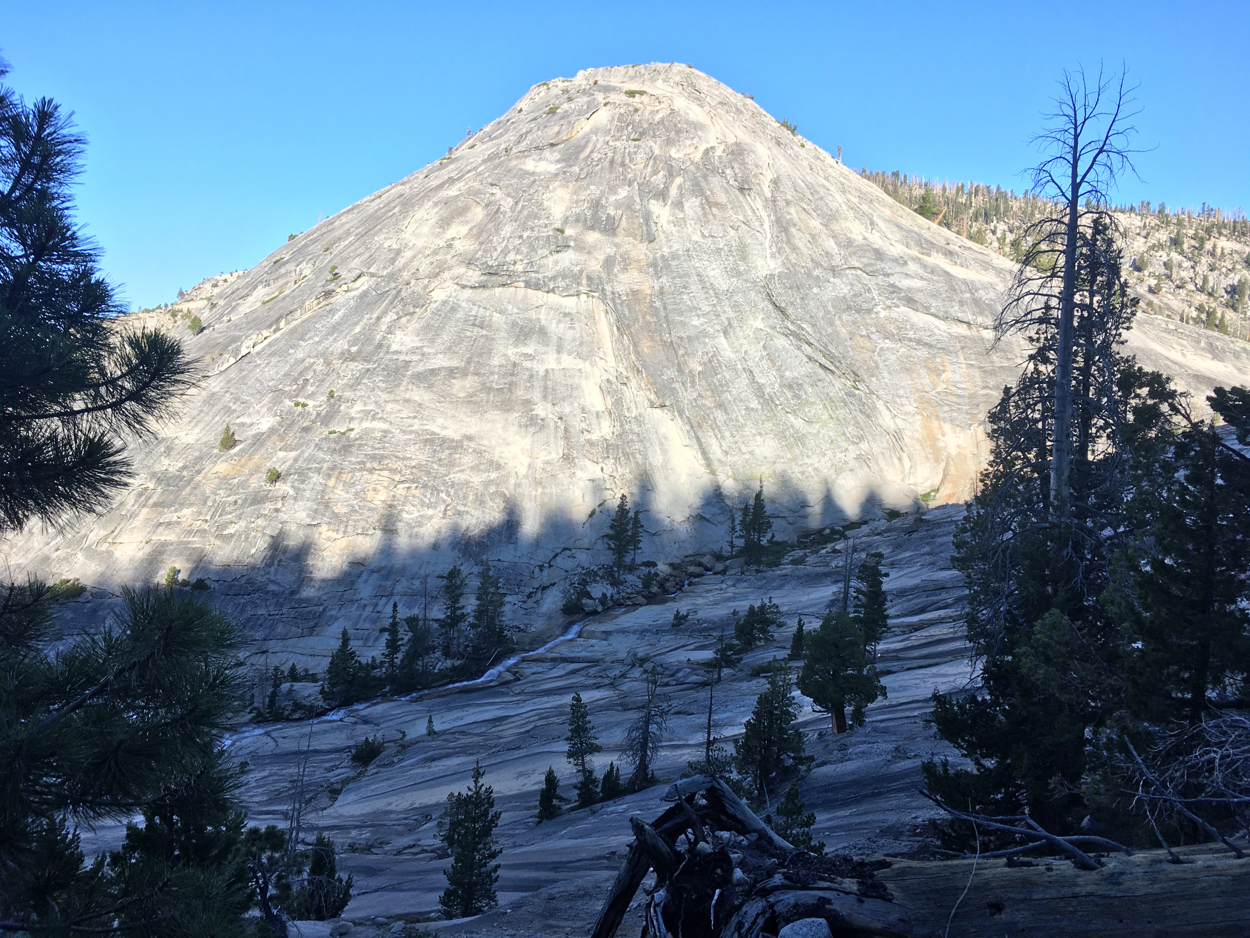 Best Lightweight Backpacking Gear for Yosemite National Park - Vogelsang High Sierra Camp Essentials | Hiking & Camping Equipment