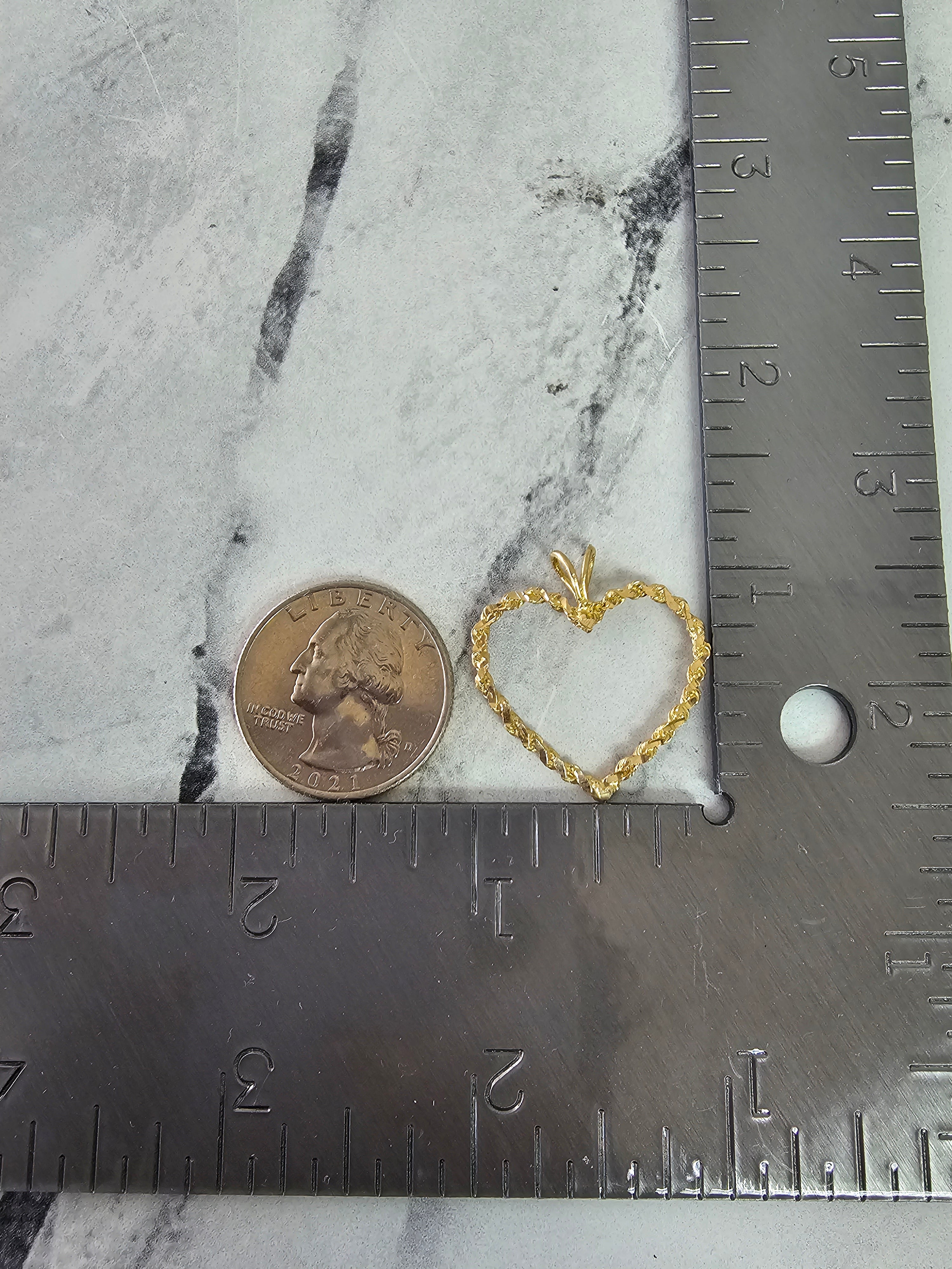 10k Yellow Gold Rope Heart Pendant Necklace - Elegant Jewelry Gift for Women, Perfect for Valentine's Day, Anniversary & Romantic Occasions